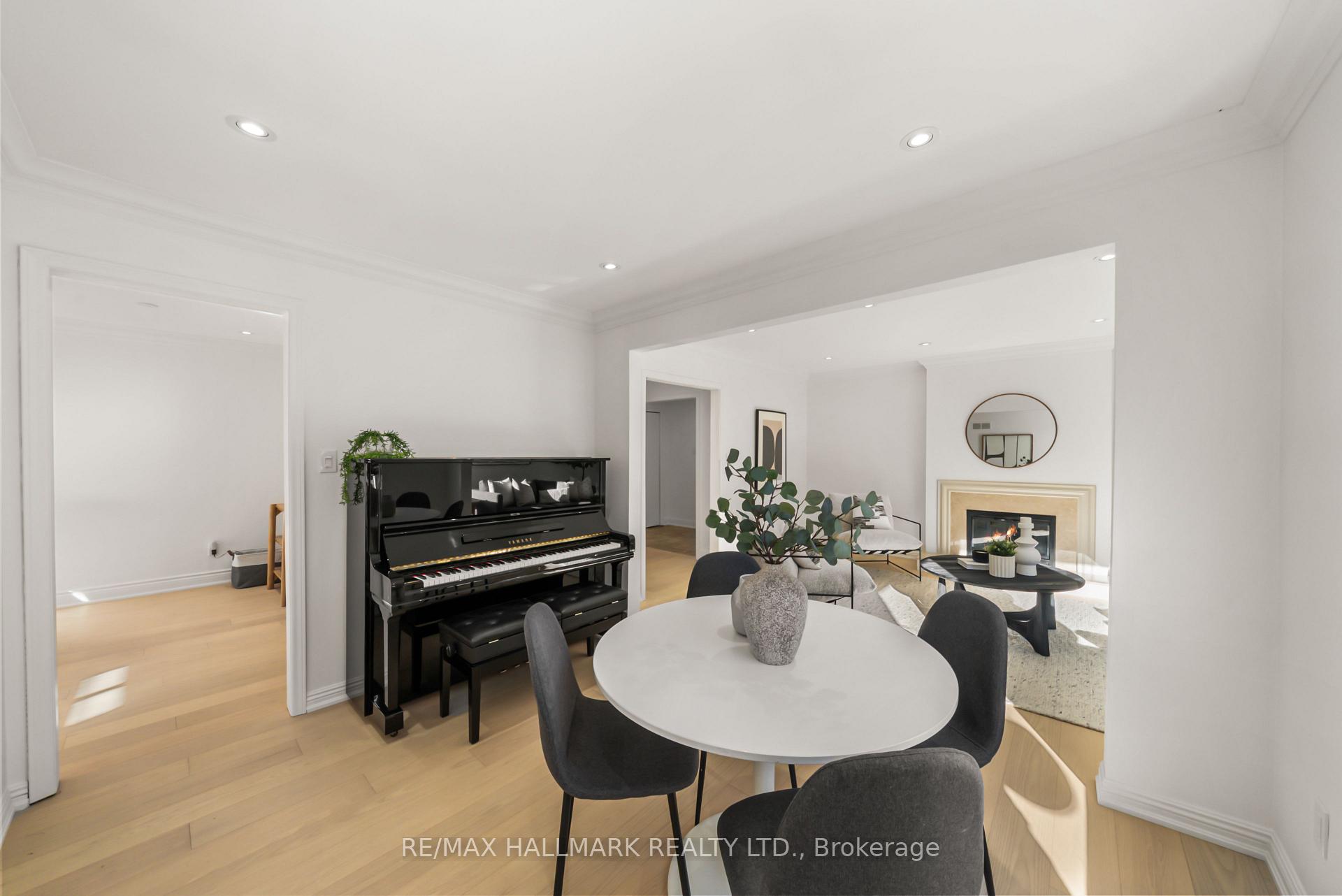 Photo 10 of 5 Chumleigh Crescent, Markham, German Mills — HOMEH