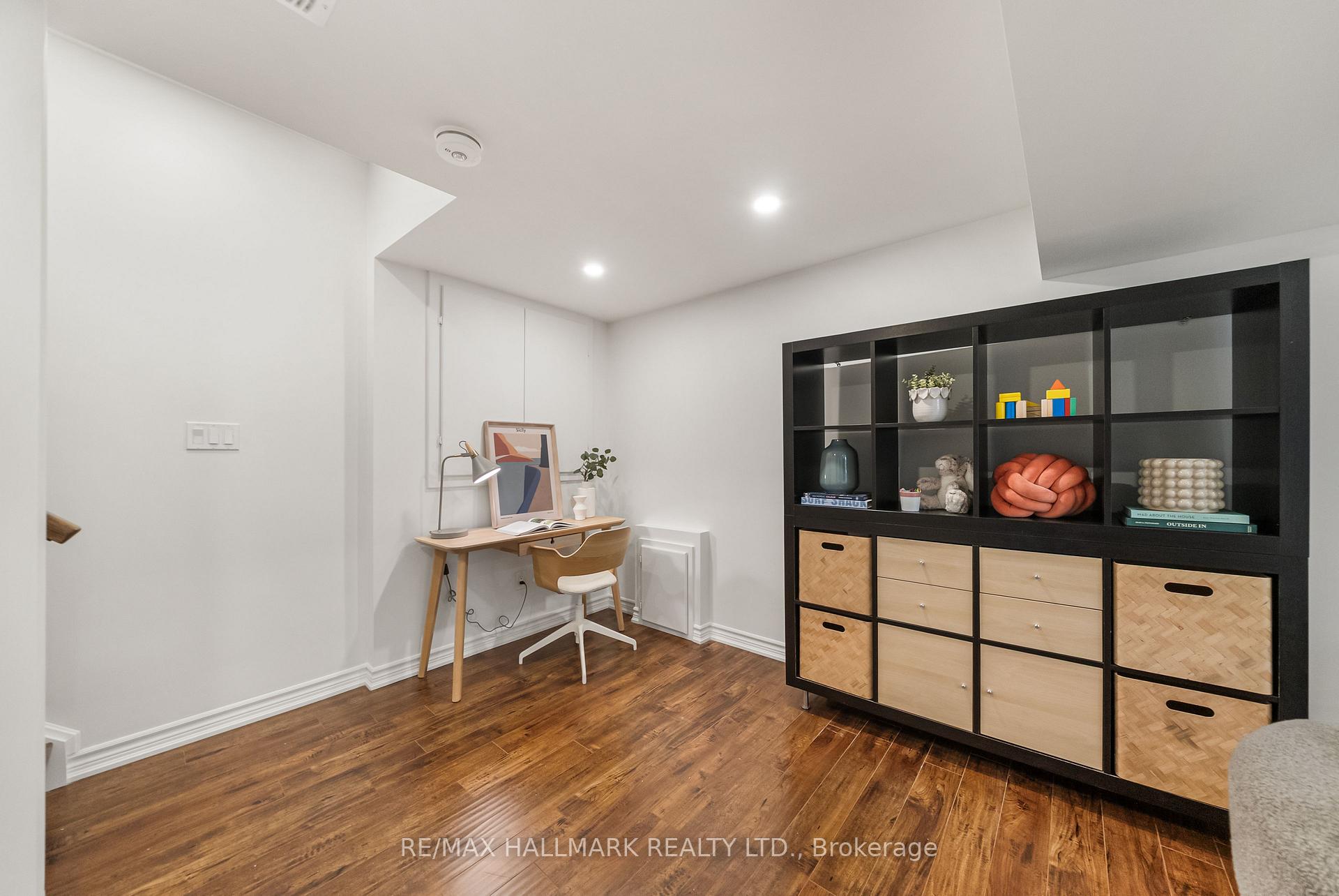 Photo 33 of 5 Chumleigh Crescent, Markham, German Mills — HOMEH