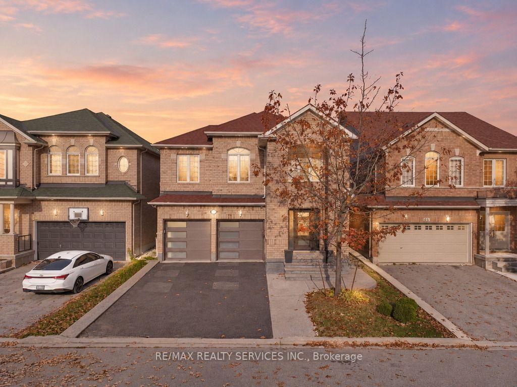 Photo 1 of 61 Sir Jacobs Crescent, Brampton, Fletcher's Meadow — HOMEH