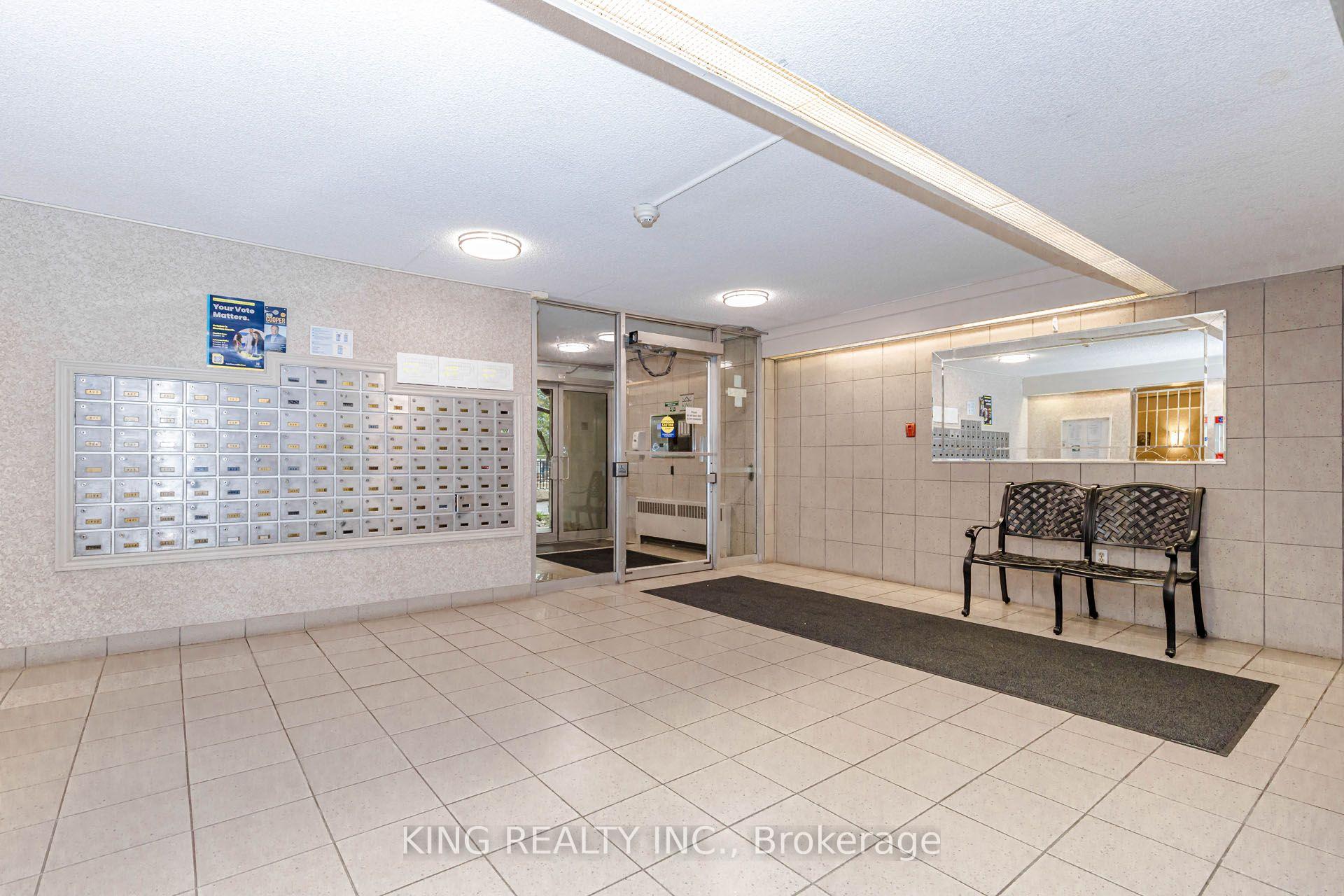 Photo 4 of Unit 407, 1964 Main Street, Hamilton, Ainslie Wood — HOMEH