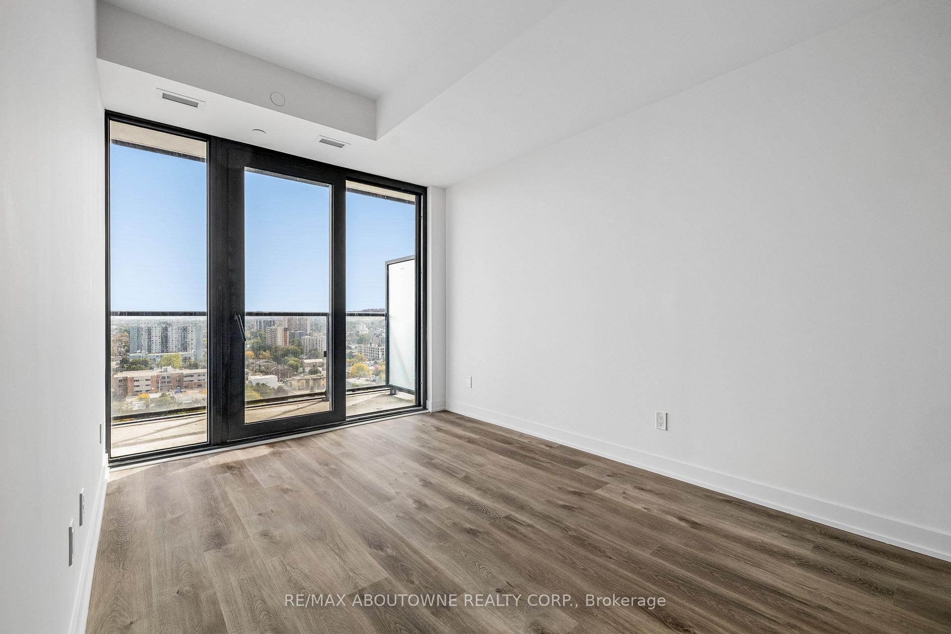 Photo 9 of Unit 1802, 91 John Street N, Hamilton, Beasley — HOMEH
