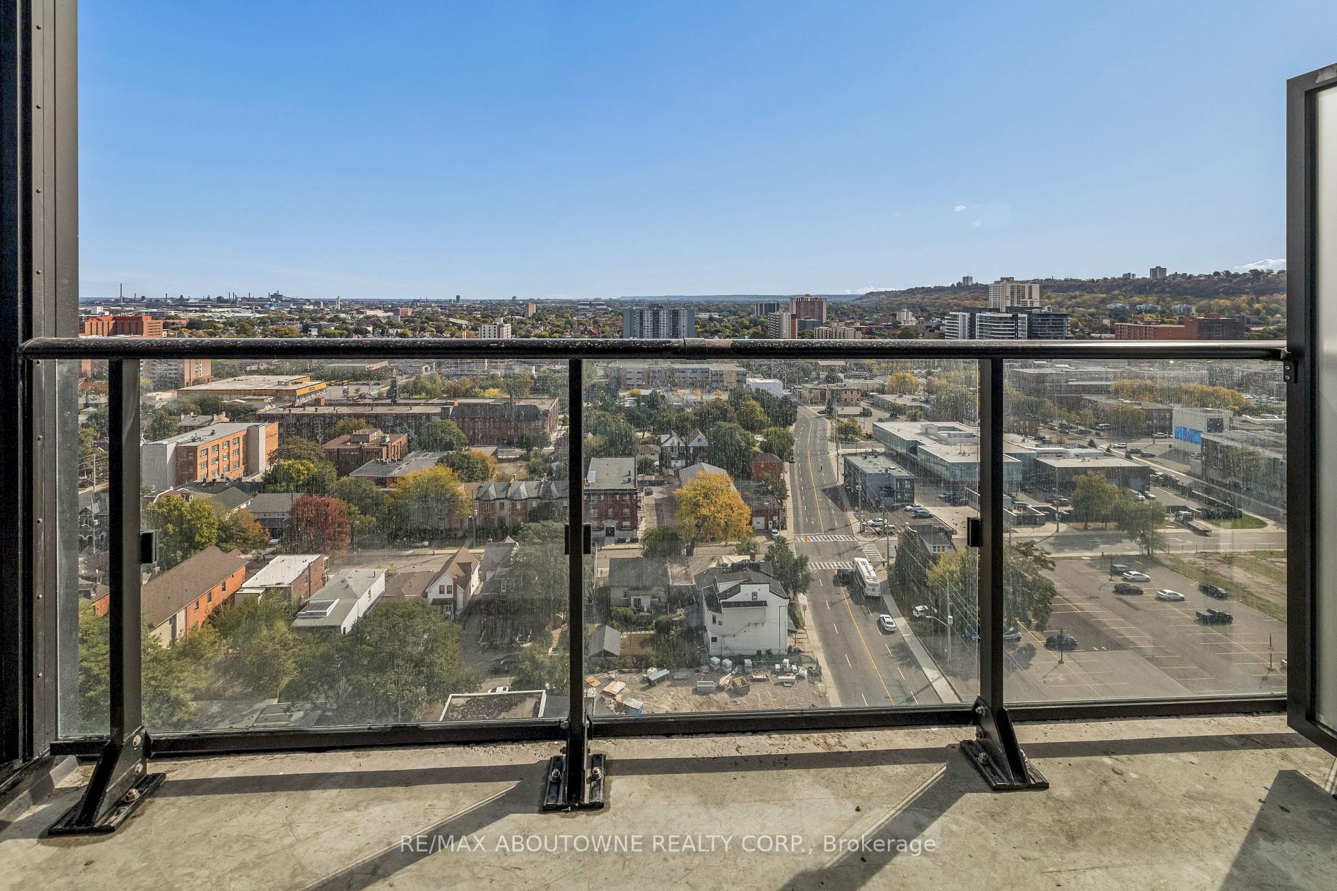 Photo 12 of Unit 1802, 91 John Street N, Hamilton, Beasley — HOMEH