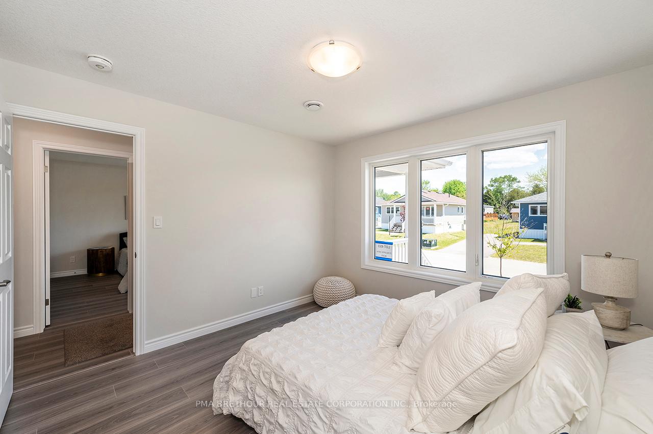 Photo 27 of 21 Bluffs View Boulevard, Ashfield-Colborne-Wawanosh, Colborne — HOMEH