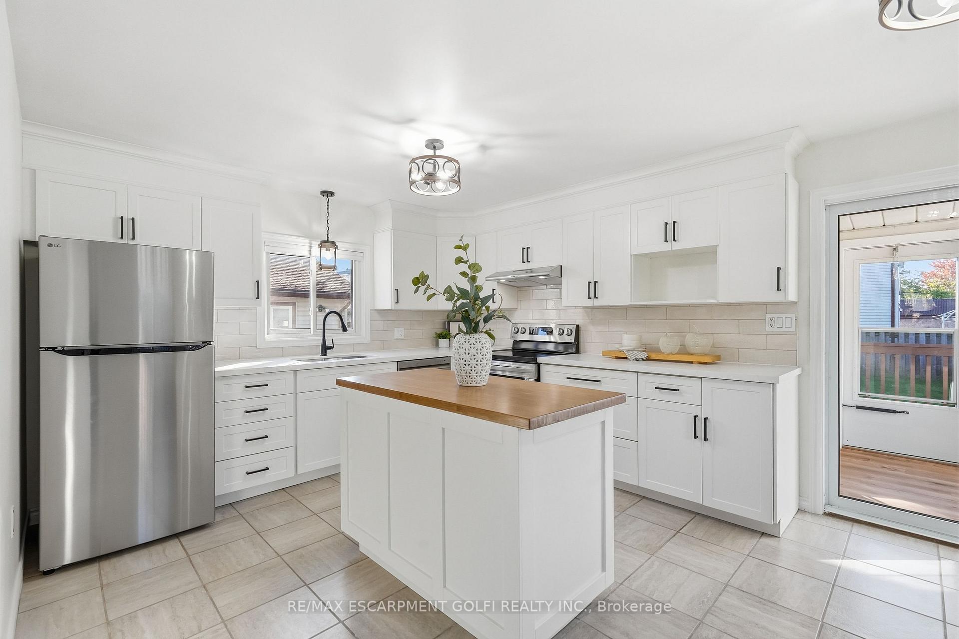 Photo 13 of 518 Hill Street, Welland, Lincoln/Crowland — HOMEH