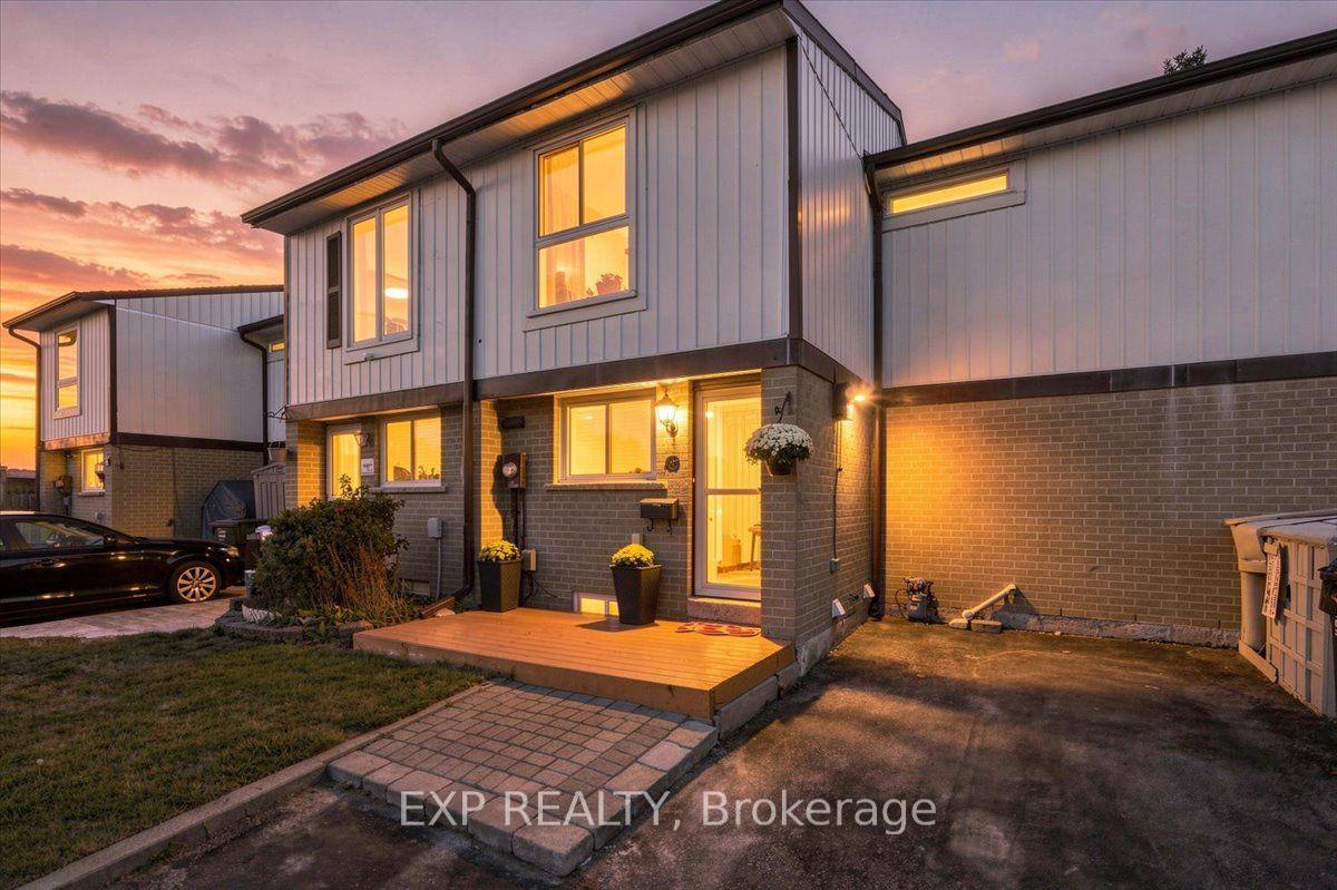 Photo of 16 Havenbrook Court
