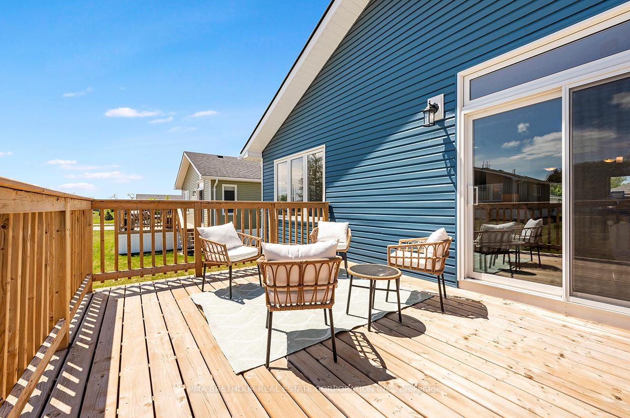 Photo 7 of 20 Bluffs View Boulevard, Ashfield-Colborne-Wawanosh, Colborne — HOMEH