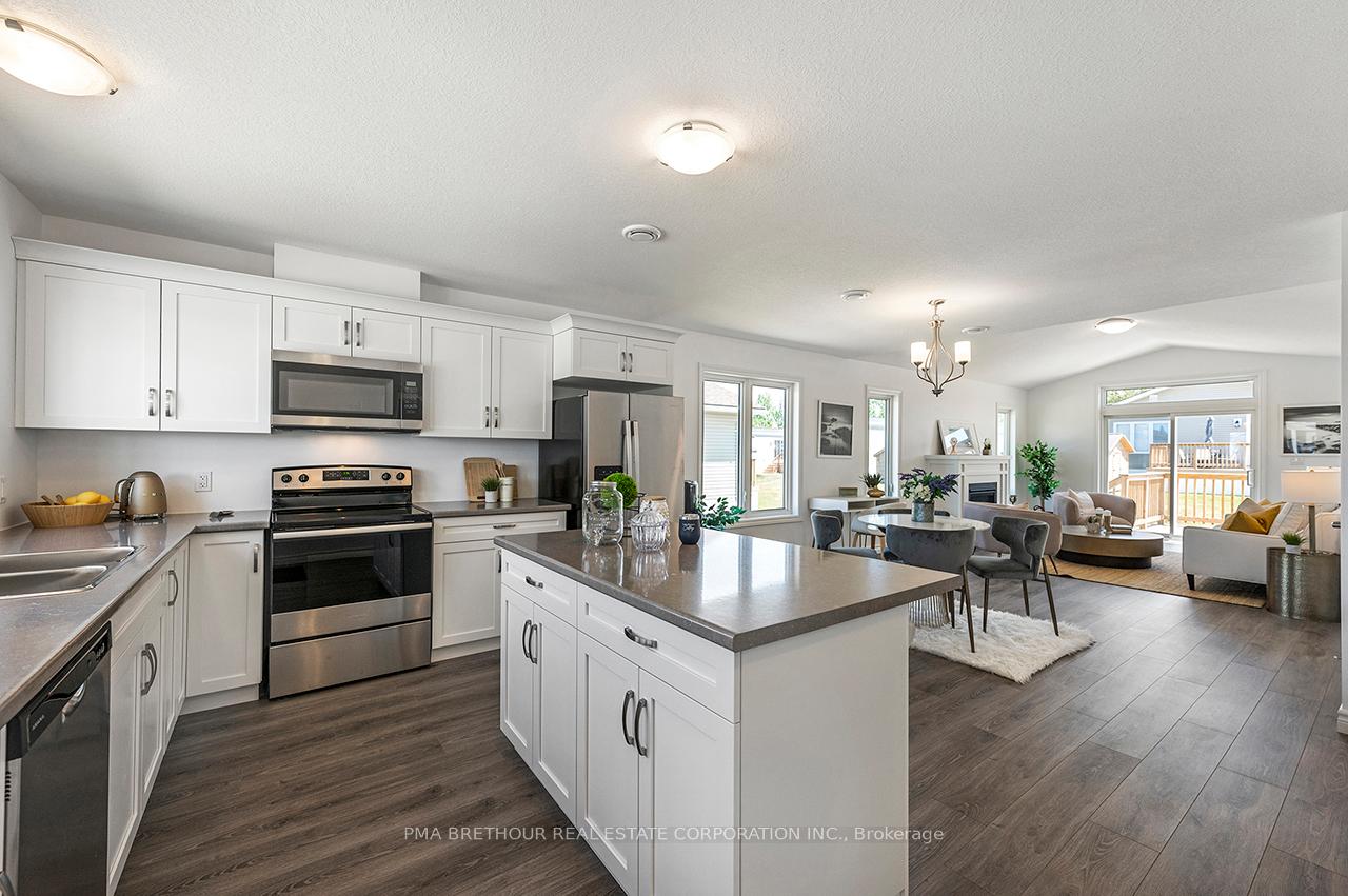 Photo 10 of 20 Bluffs View Boulevard, Ashfield-Colborne-Wawanosh, Colborne — HOMEH