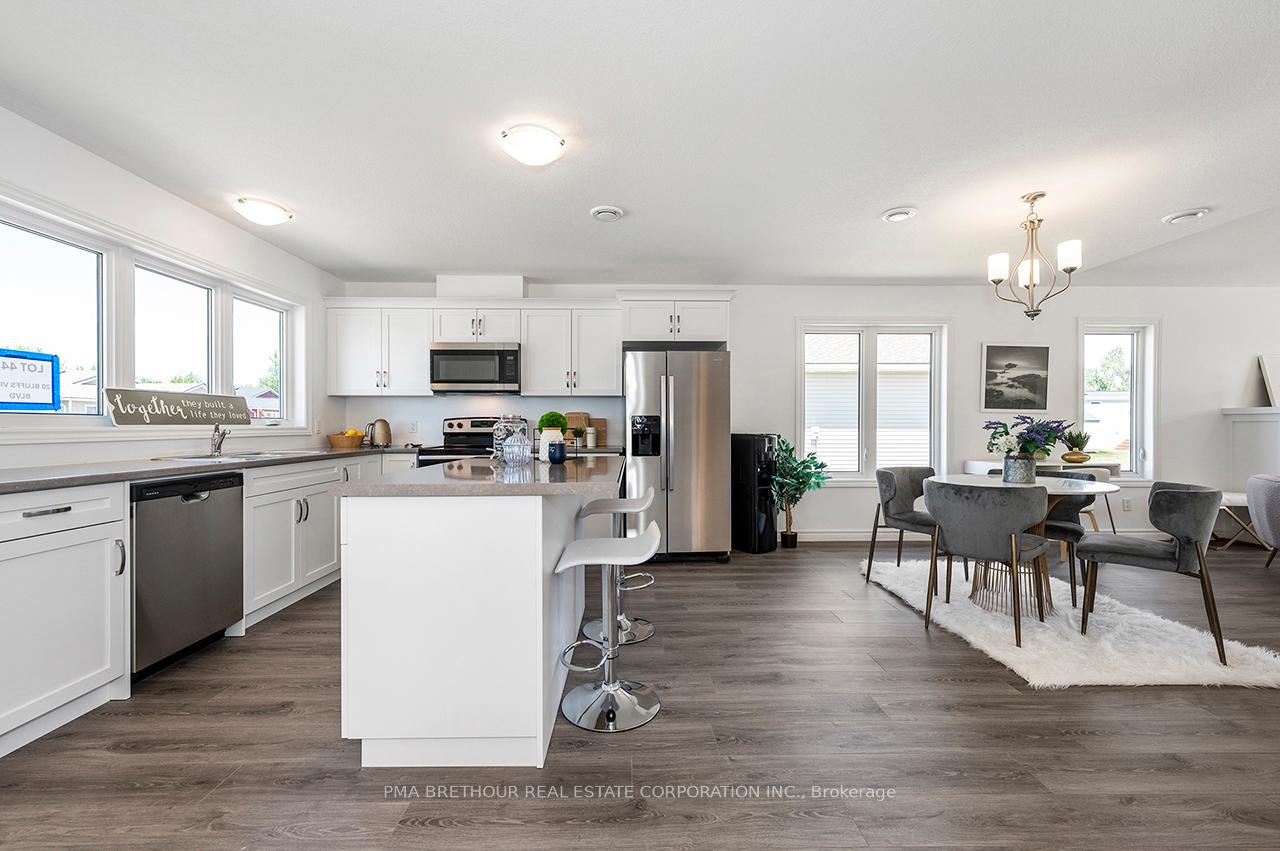 Photo 11 of 20 Bluffs View Boulevard, Ashfield-Colborne-Wawanosh, Colborne — HOMEH