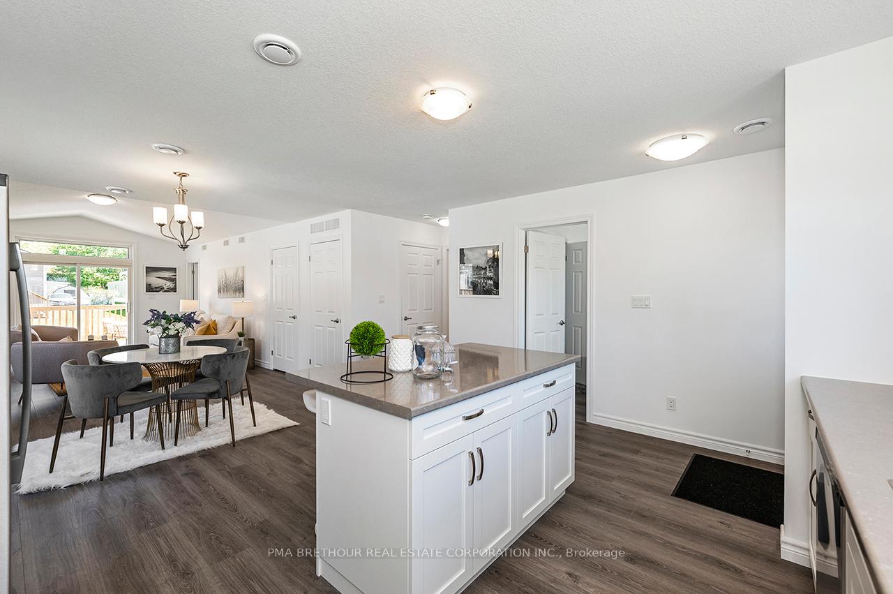 Photo 16 of 20 Bluffs View Boulevard, Ashfield-Colborne-Wawanosh, Colborne — HOMEH