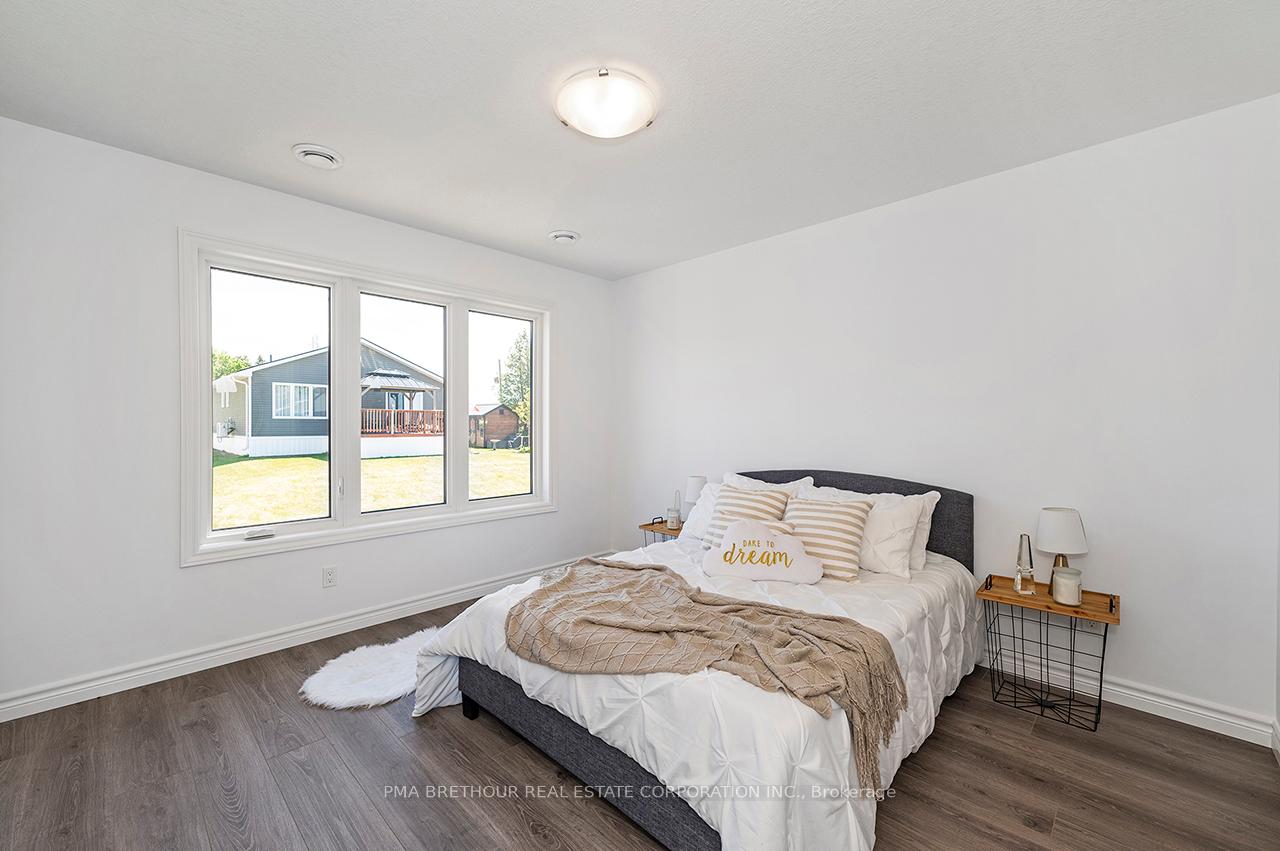 Photo 23 of 20 Bluffs View Boulevard, Ashfield-Colborne-Wawanosh, Colborne — HOMEH