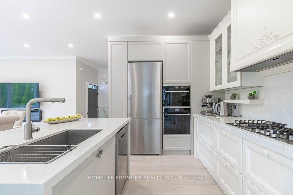 Photo 18 of 32 Davidson Road, Aurora, Aurora Highlands — HOMEH