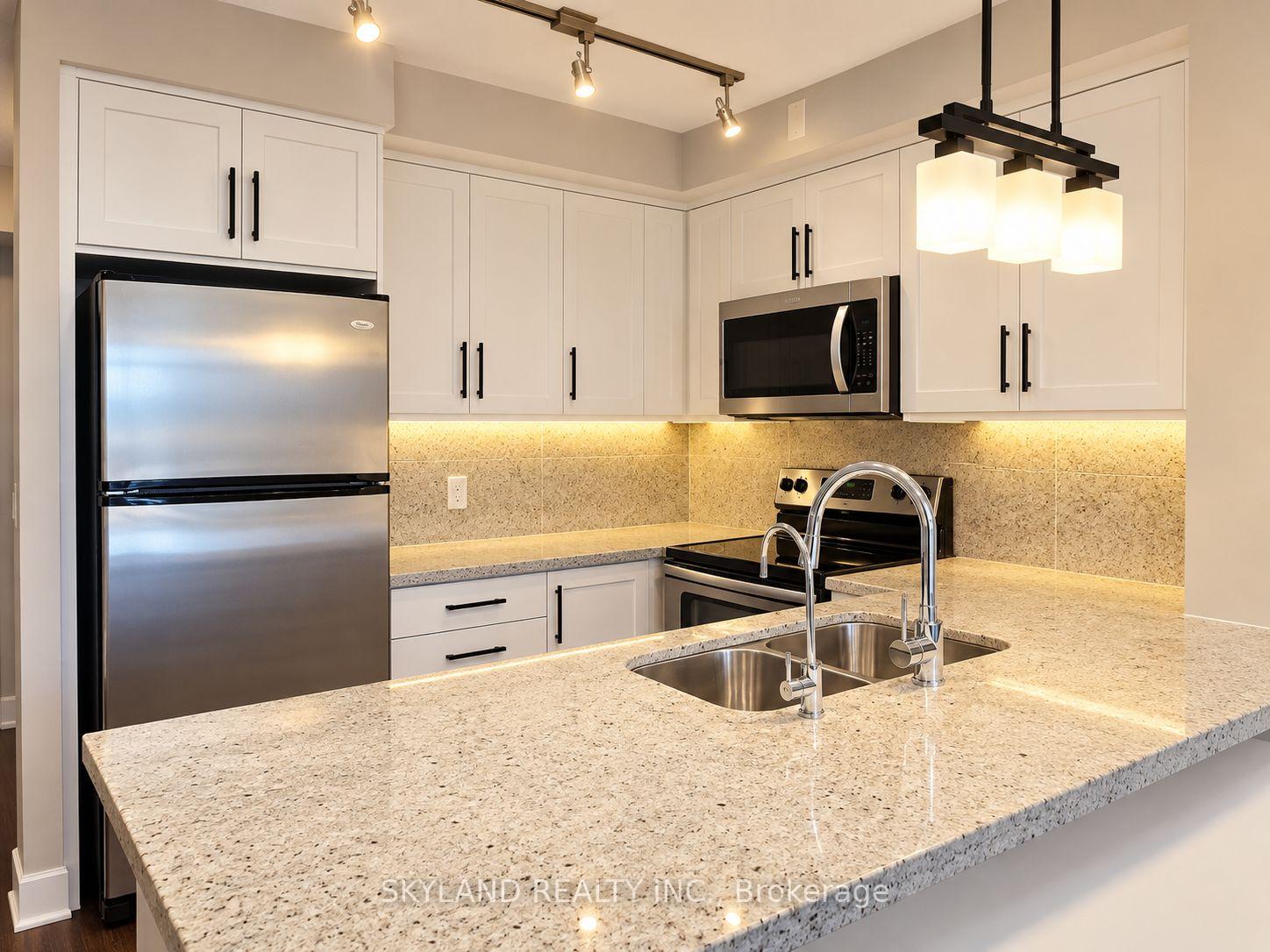 Photo 5 of Unit 415, 676 Sheppard Avenue E, North York, Bayview Village — HOMEH