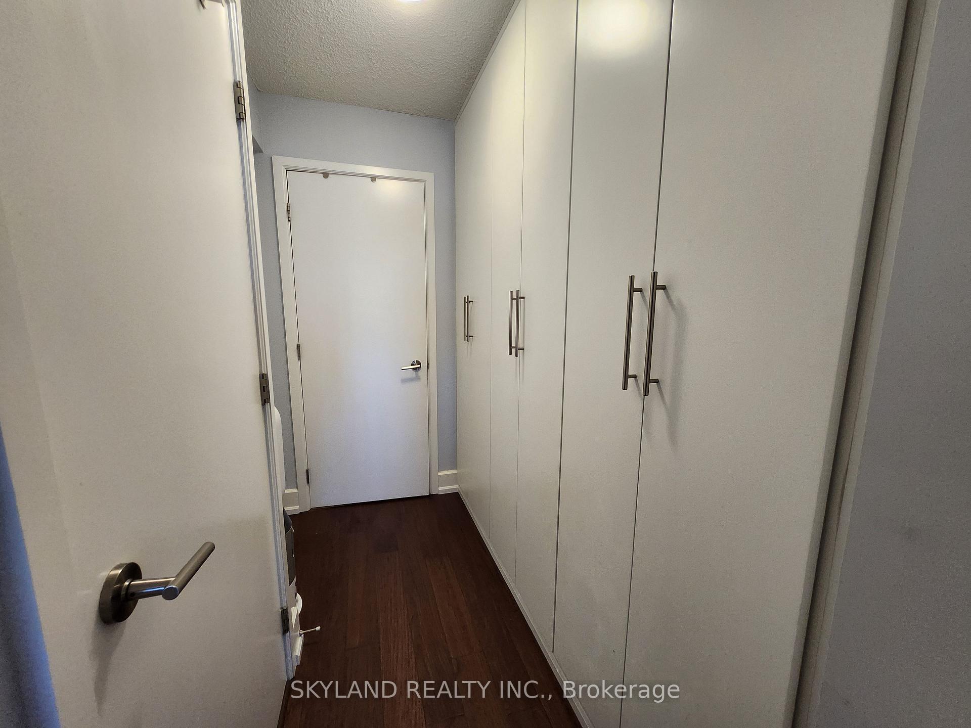 Photo 13 of Unit 415, 676 Sheppard Avenue E, North York, Bayview Village — HOMEH