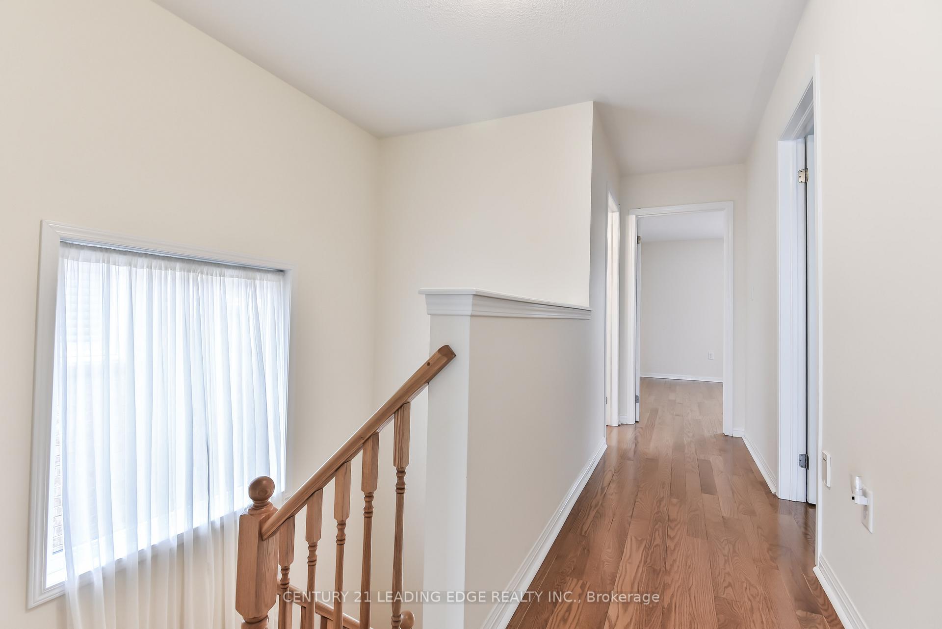 Photo 9 of 211 Weldon Road, Whitchurch-Stouffville, Stouffville — HOMEH
