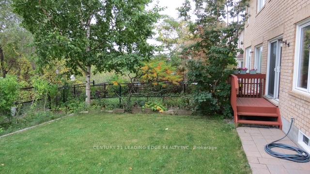 Photo 16 of 211 Weldon Road, Whitchurch-Stouffville, Stouffville — HOMEH