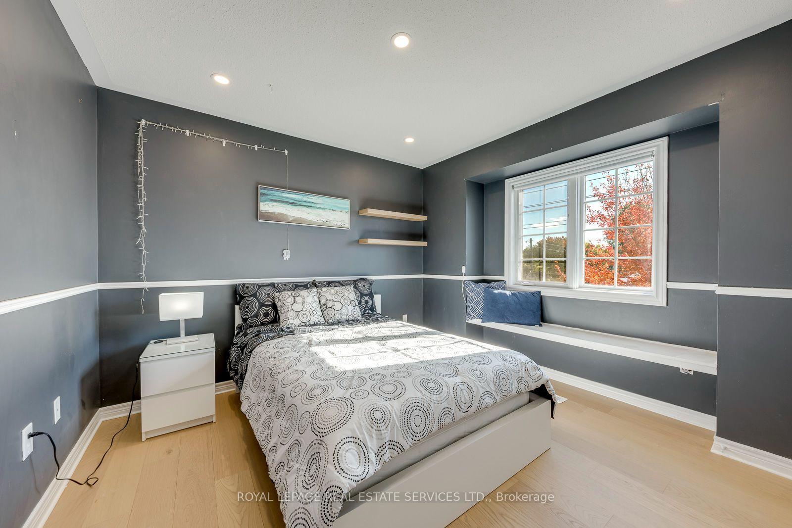 Photo 40 of 96 Thomas Street, Mississauga, Streetsville — HOMEH