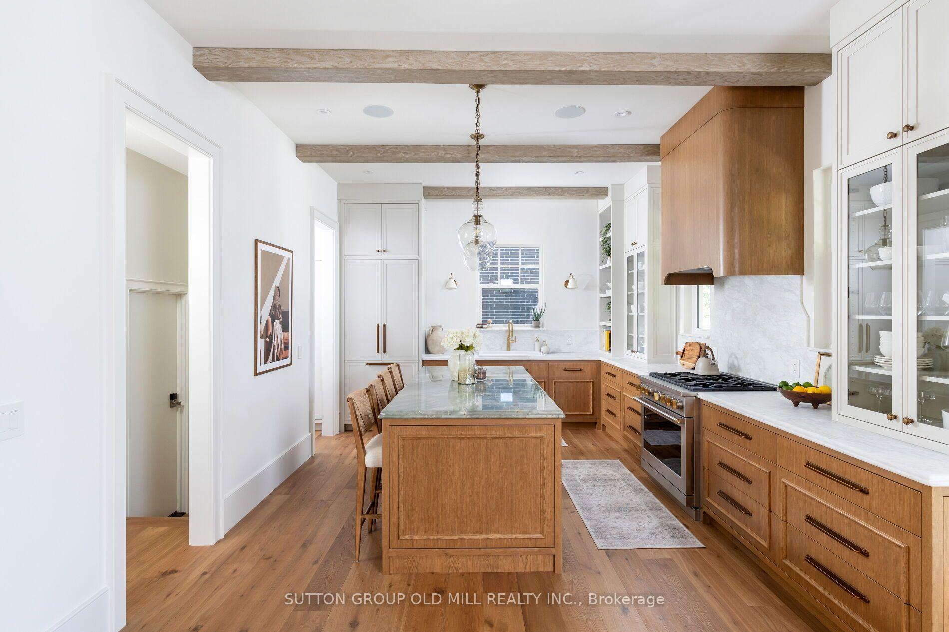 Photo 14 of 25 Beaucourt Road, Etobicoke, Stonegate-Queensway — HOMEH