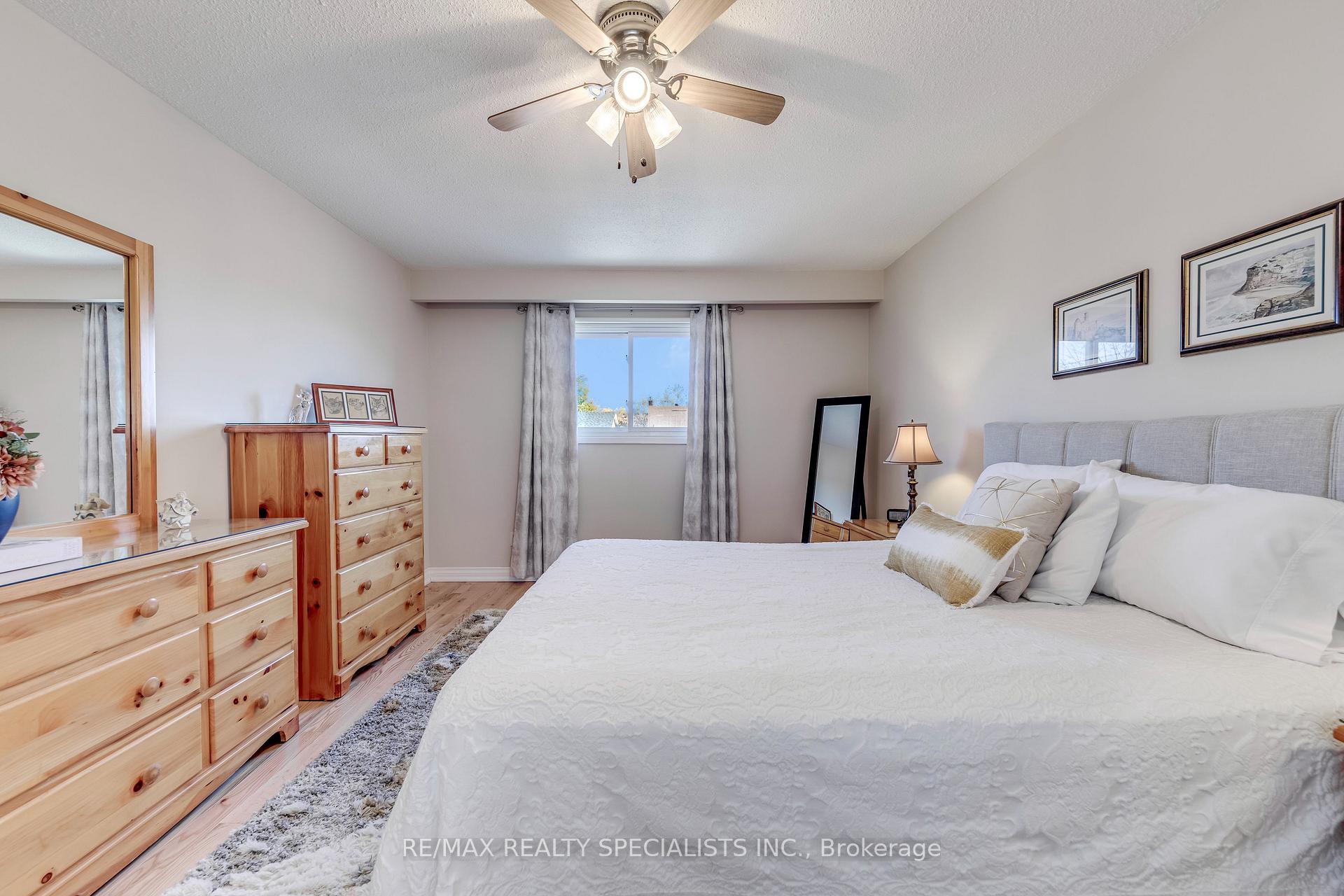 Photo 29 of 69 Winterfold Drive, Brampton, Madoc — HOMEH