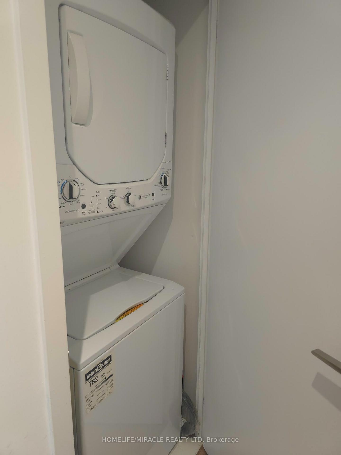 Photo 7 of Unit 918, 20 Edward Street, Toronto, Bay Street Corridor — HOMEH