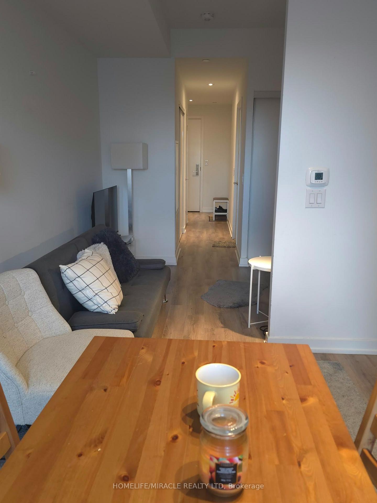 Photo 8 of Unit 918, 20 Edward Street, Toronto, Bay Street Corridor — HOMEH