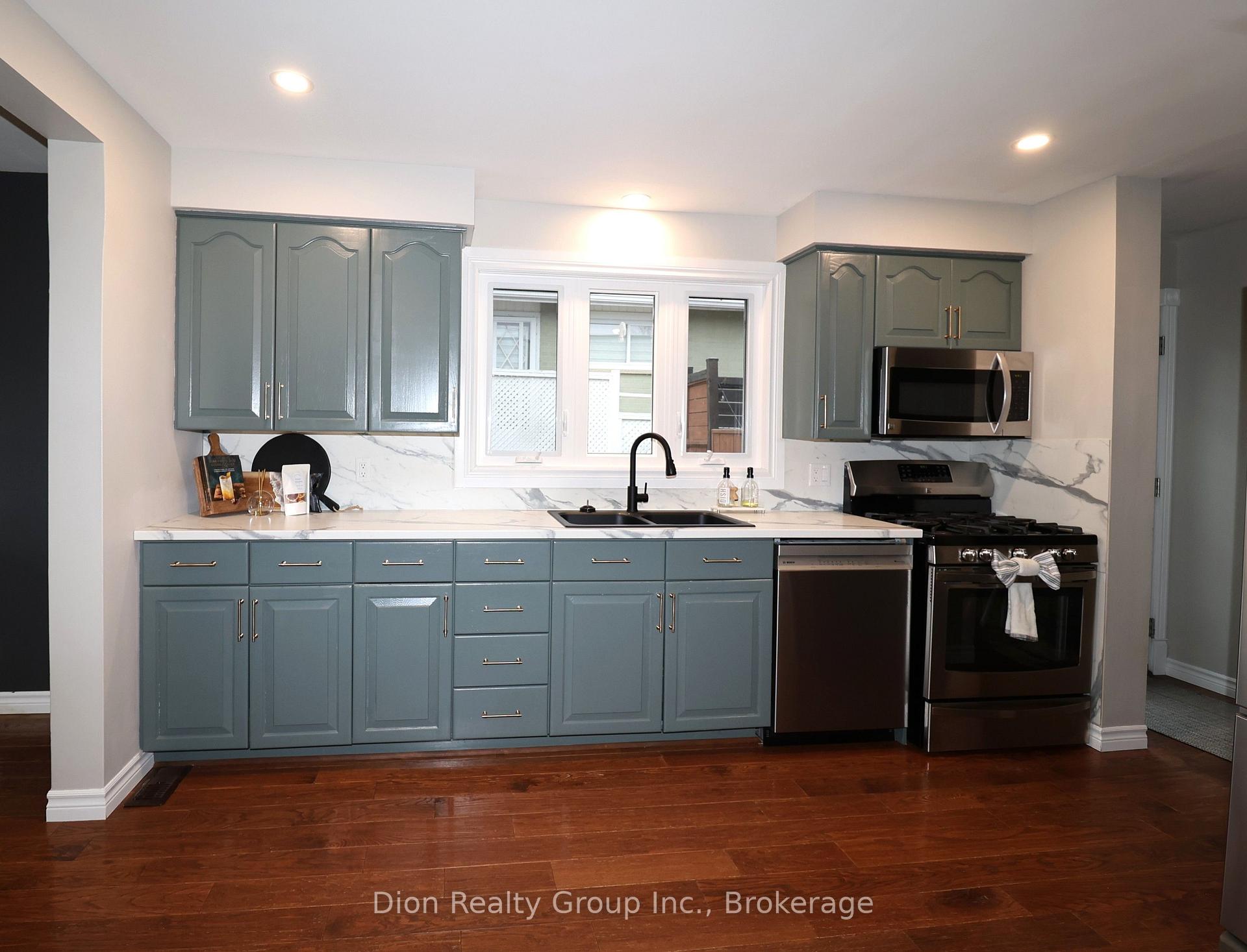 Photo 11 of 25 Harding Avenue, Kirkland Lake — HOMEH