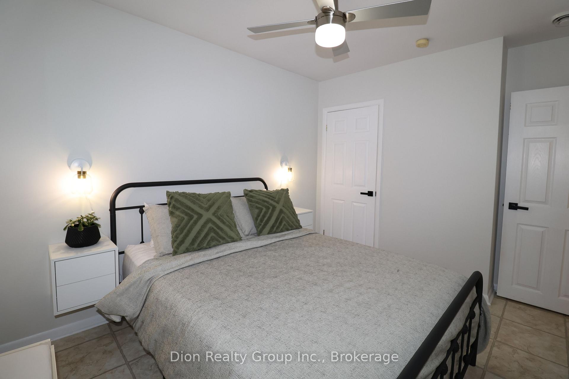 Photo 15 of 25 Harding Avenue, Kirkland Lake — HOMEH