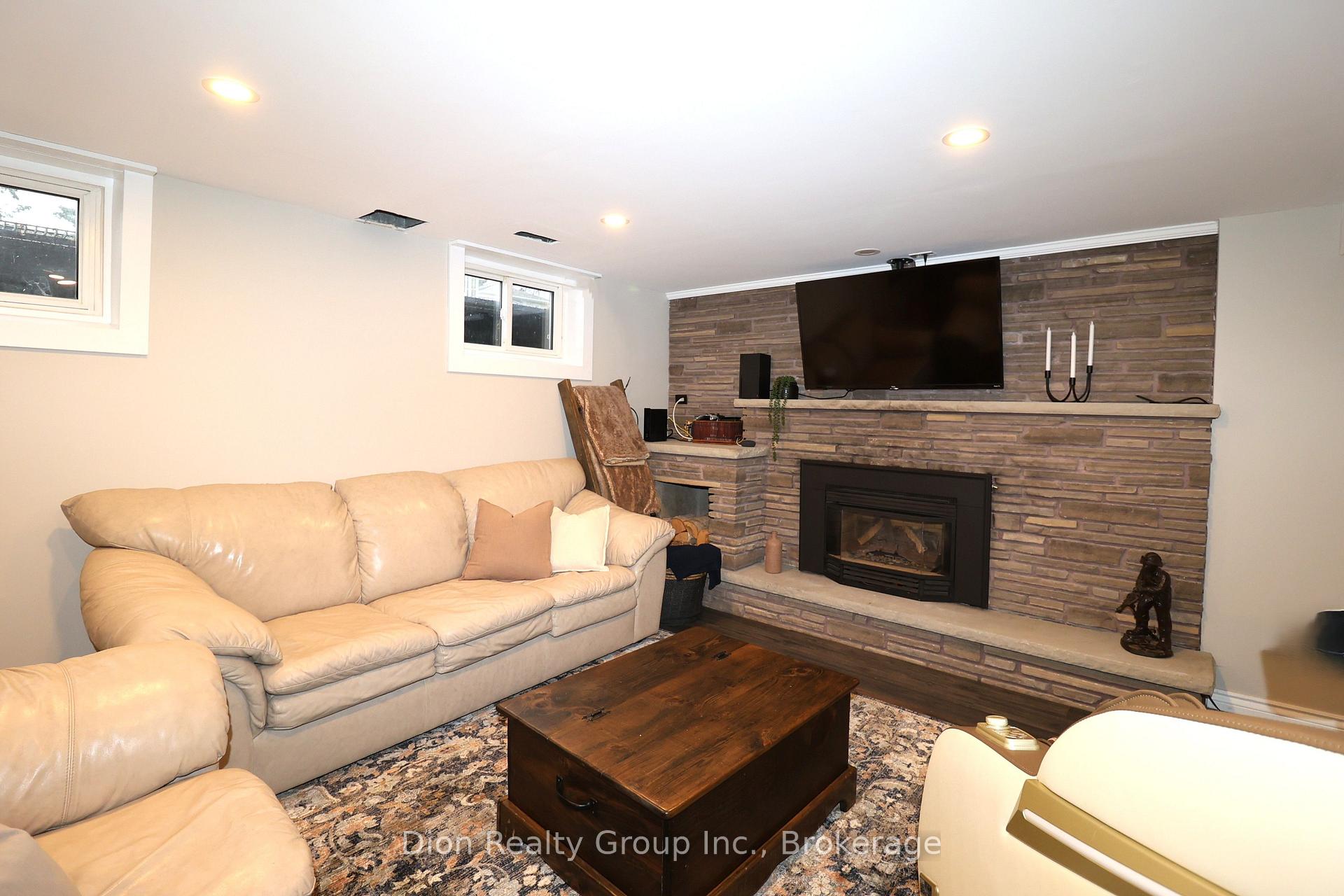 Photo 24 of 25 Harding Avenue, Kirkland Lake — HOMEH