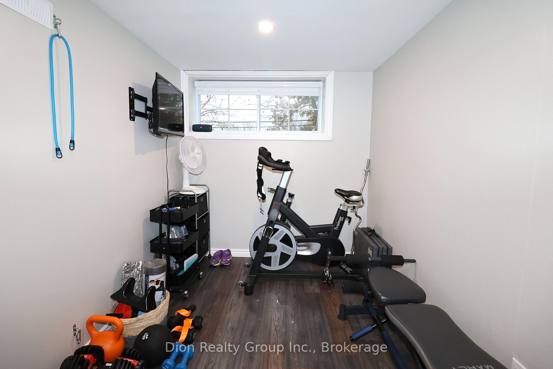 Photo 26 of 25 Harding Avenue, Kirkland Lake — HOMEH