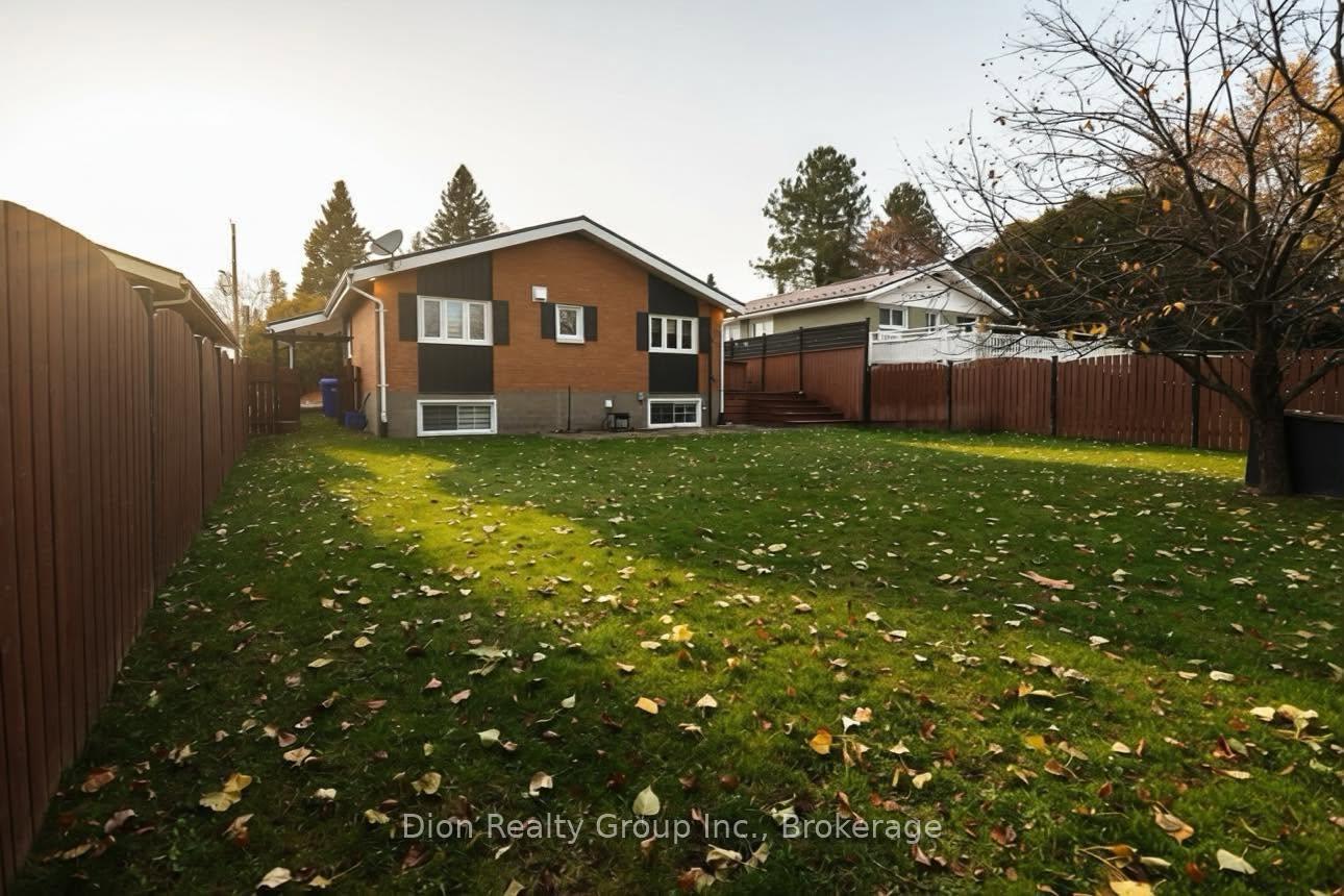 Photo 31 of 25 Harding Avenue, Kirkland Lake — HOMEH