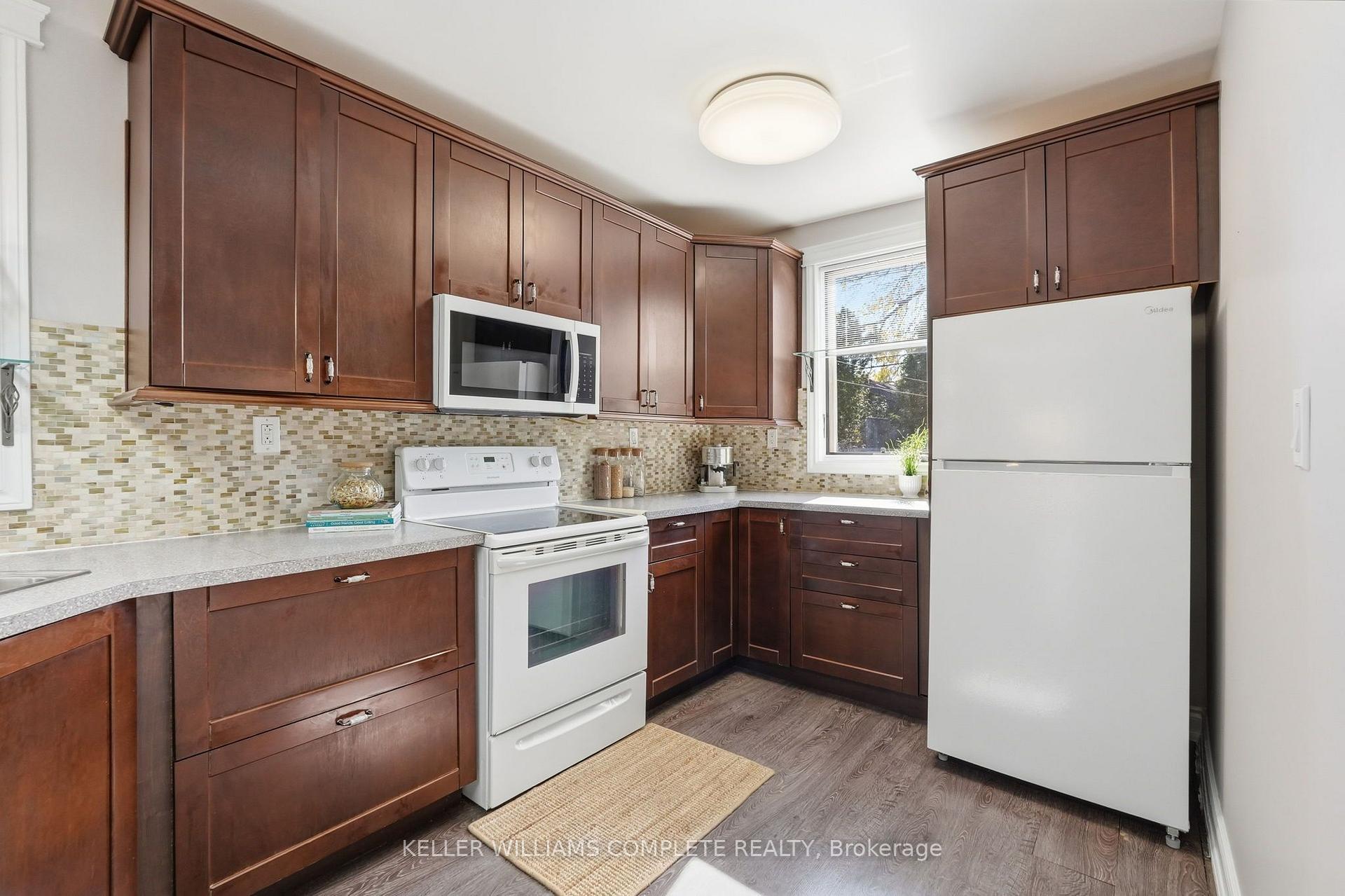 Photo 10 of 63 Chatham Street, Hamilton, Kirkendall — HOMEH
