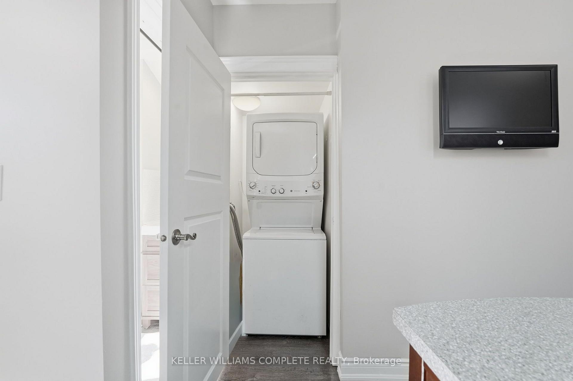 Photo 16 of 63 Chatham Street, Hamilton, Kirkendall — HOMEH