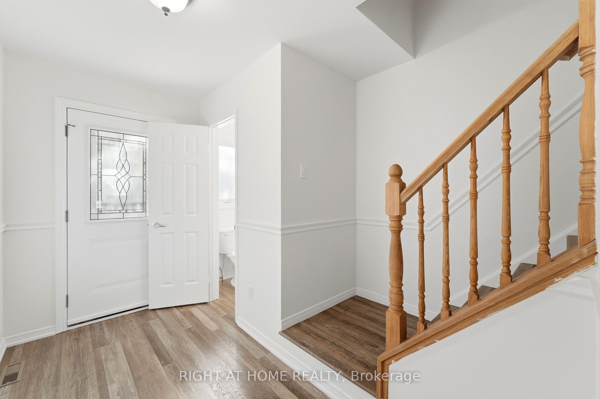 Photo 3 of Unit 13, 591 Eighth, Hamilton, Stoney Creek — HOMEH
