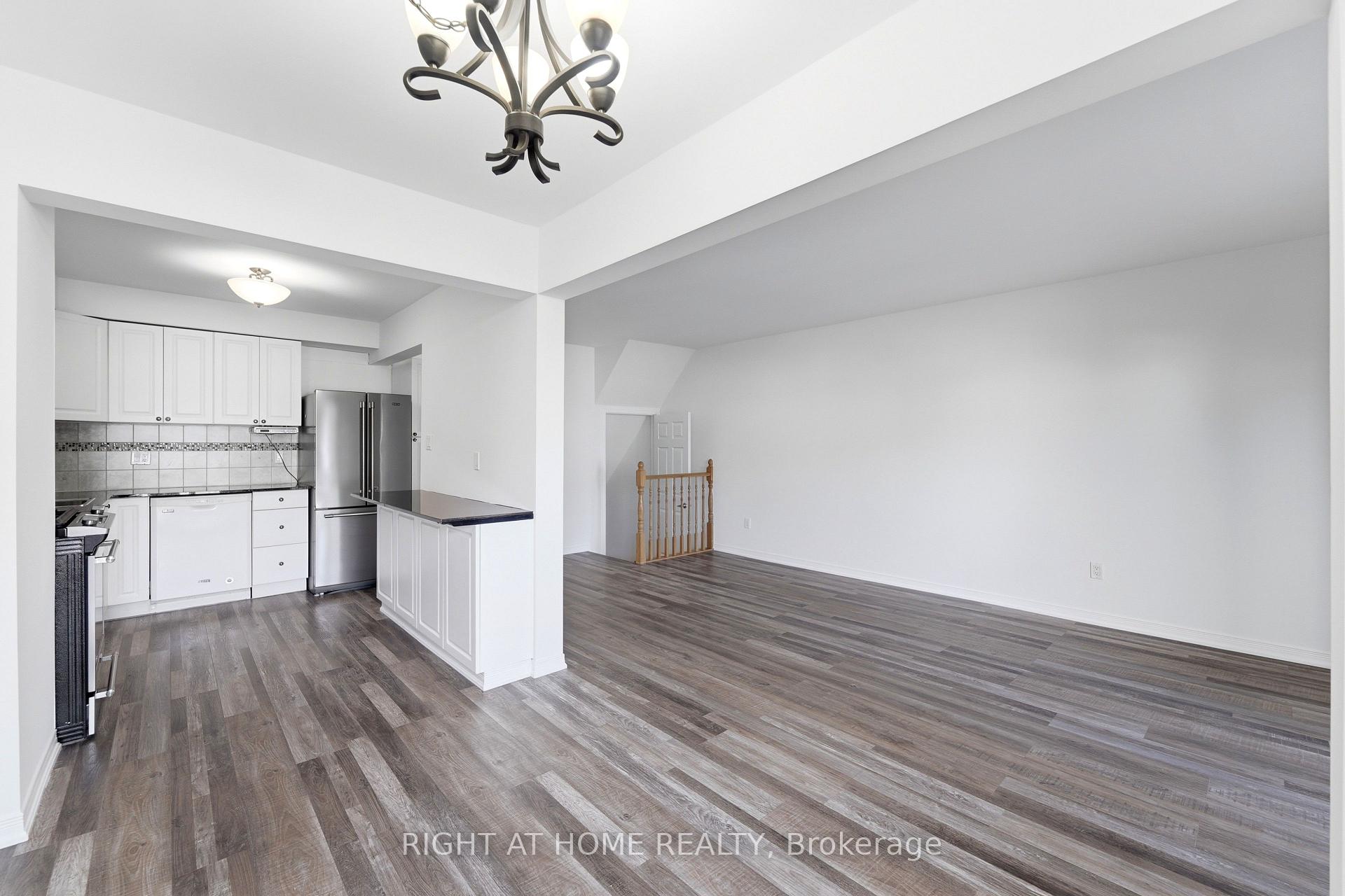 Photo 10 of Unit 13, 591 Eighth, Hamilton, Stoney Creek — HOMEH