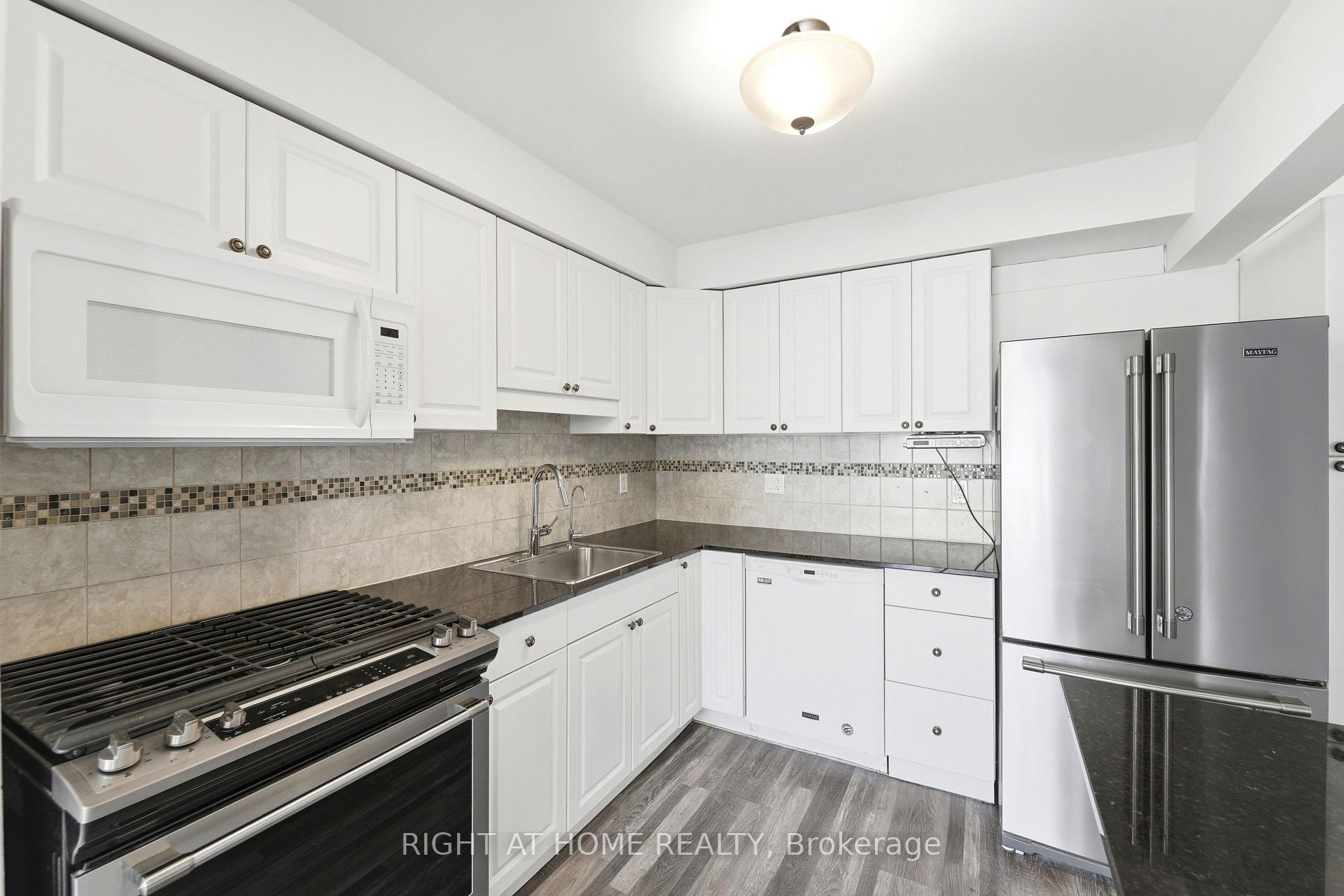 Photo 15 of Unit 13, 591 Eighth, Hamilton, Stoney Creek — HOMEH