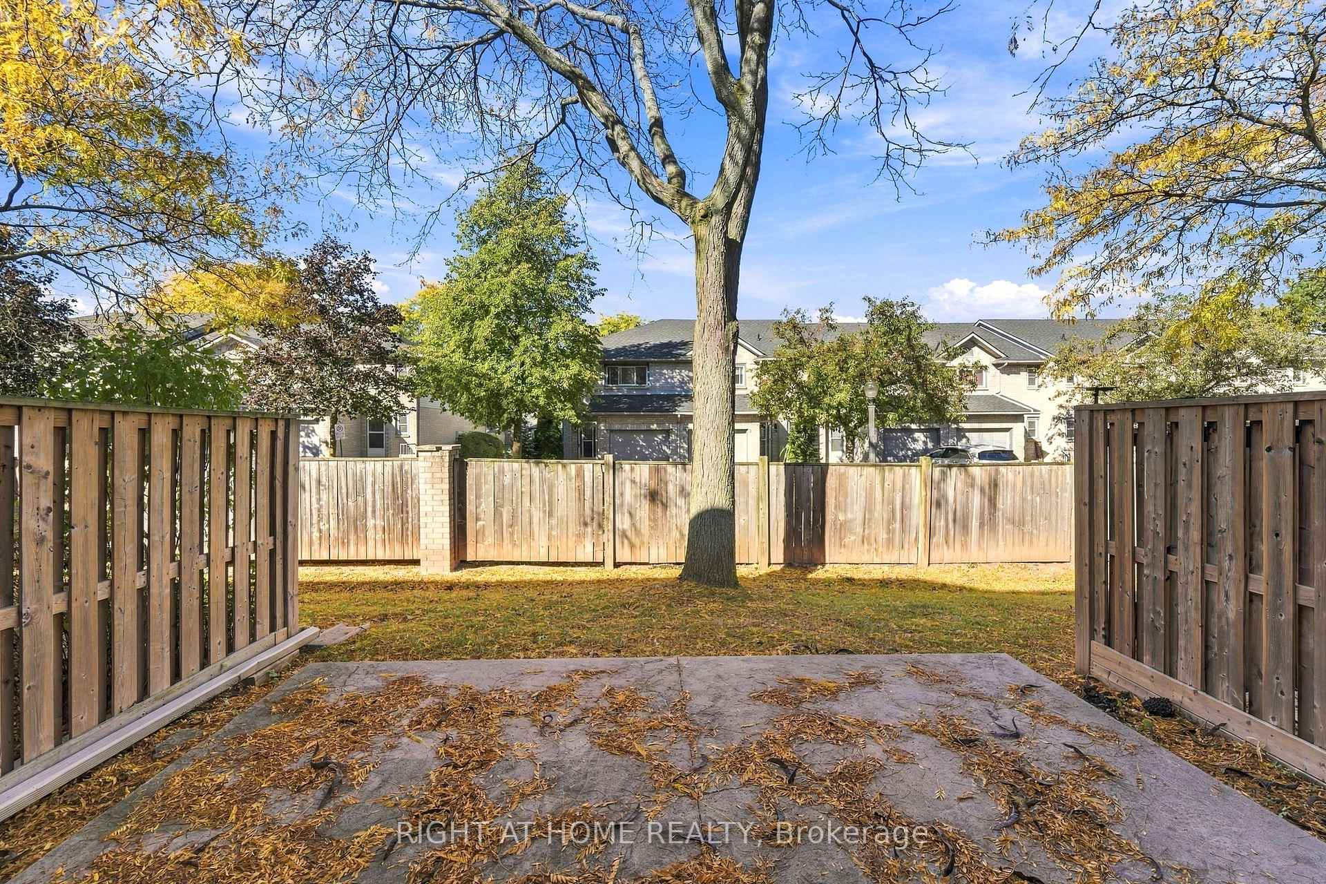 Photo 36 of Unit 13, 591 Eighth, Hamilton, Stoney Creek — HOMEH