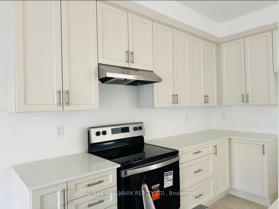 Photo 4 of 3561 Post Road, Oakville, Rural Oakville — HOMEH