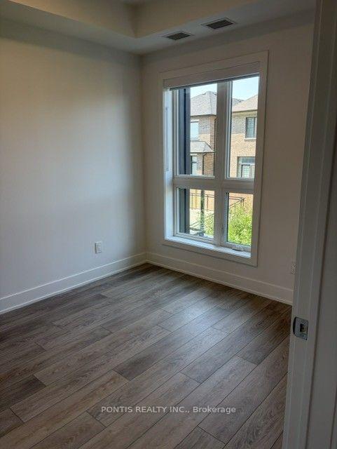 Photo 7 of Unit 223, 3008 William Cutmore Boulevard, Oakville, Joshua Meadows — HOMEH