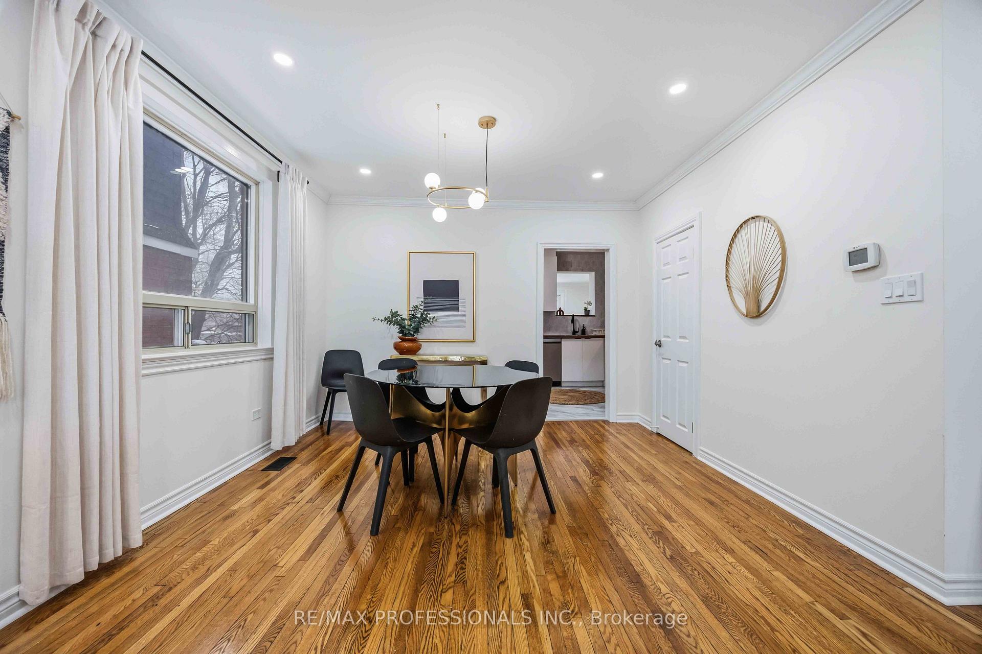 Photo 32 of 11 Bryant Avenue, Toronto, Crescent Town — HOMEH
