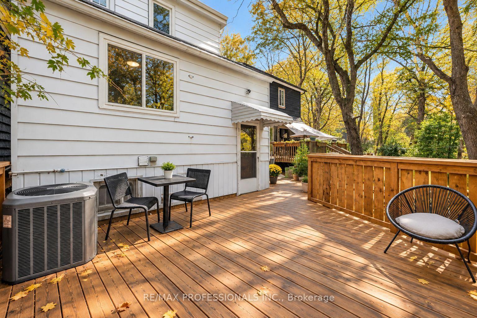 Photo 54 of 11 Bryant Avenue, Toronto, Crescent Town — HOMEH