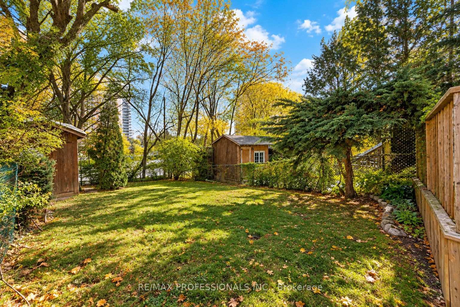 Photo 58 of 11 Bryant Avenue, Toronto, Crescent Town — HOMEH