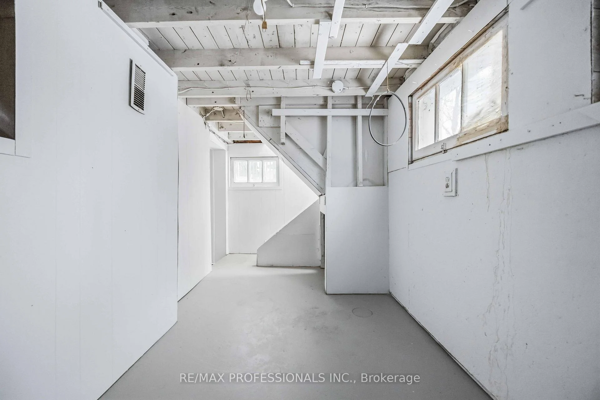 Photo 21 of 11 Bryant Avenue, Toronto, Crescent Town — HOMEH