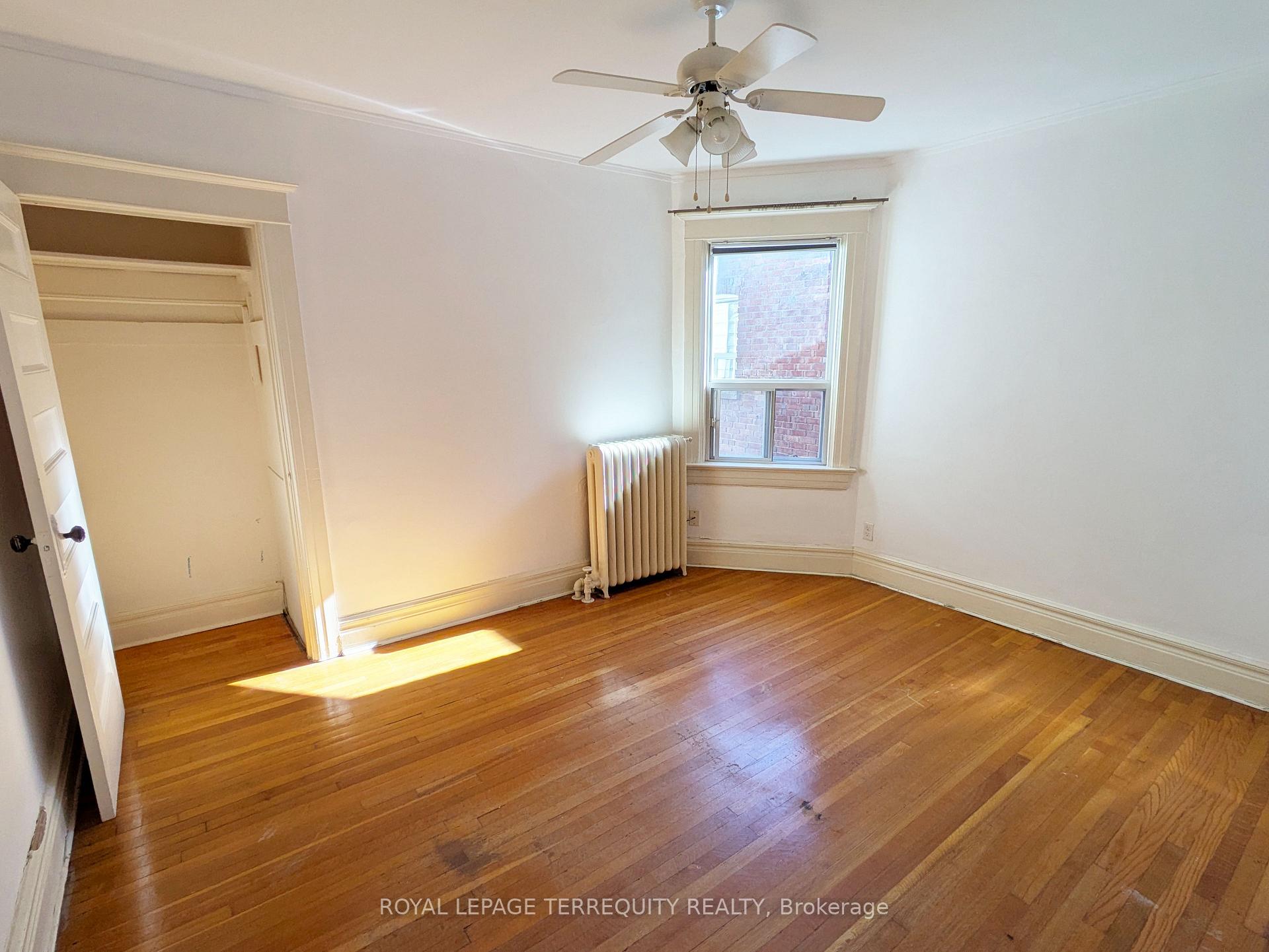 Photo 29 of 831 Shaw Street, Toronto, Dovercourt-Wallace Emerson-Junction — HOMEH