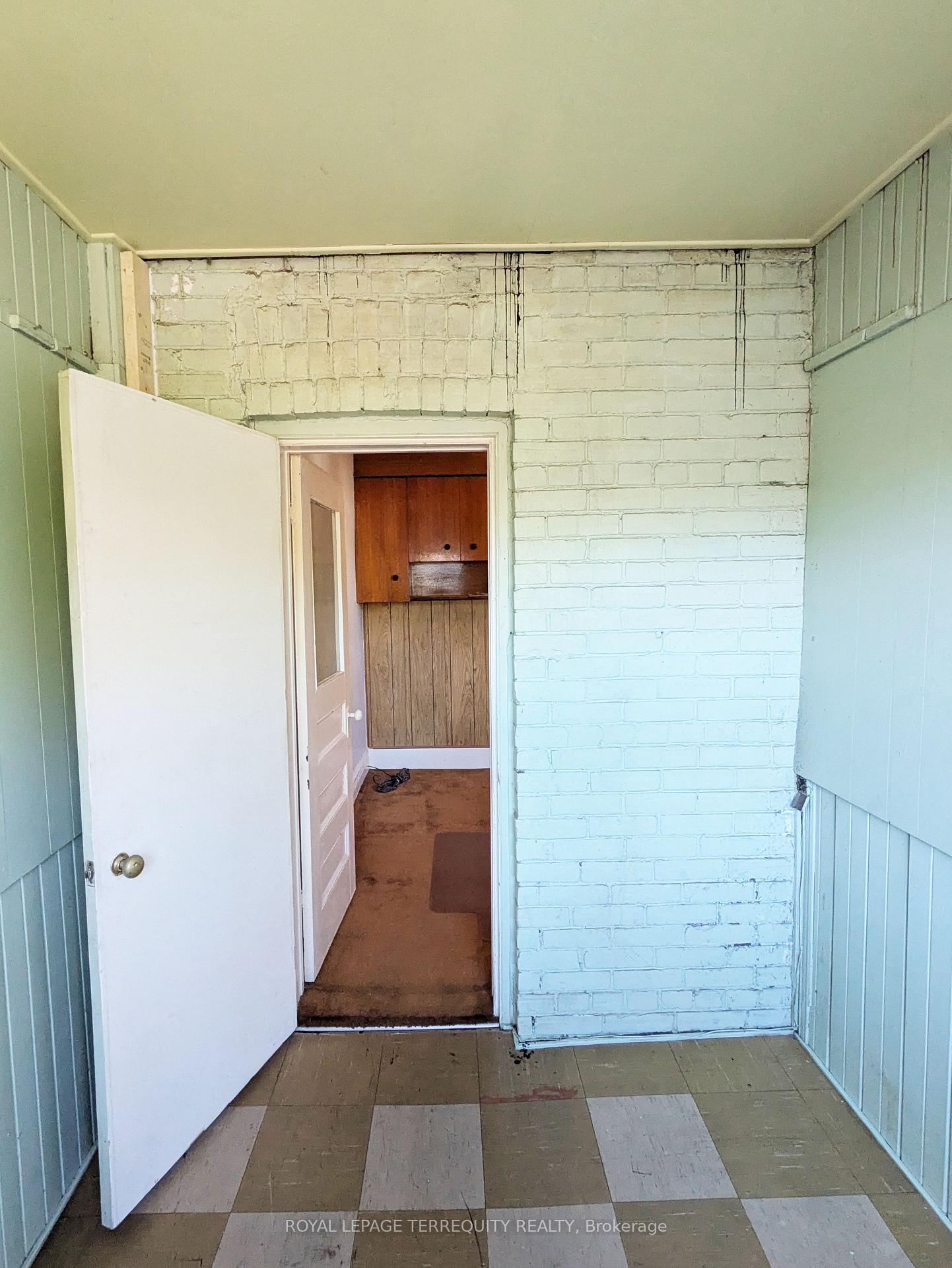 Photo 37 of 831 Shaw Street, Toronto, Dovercourt-Wallace Emerson-Junction — HOMEH