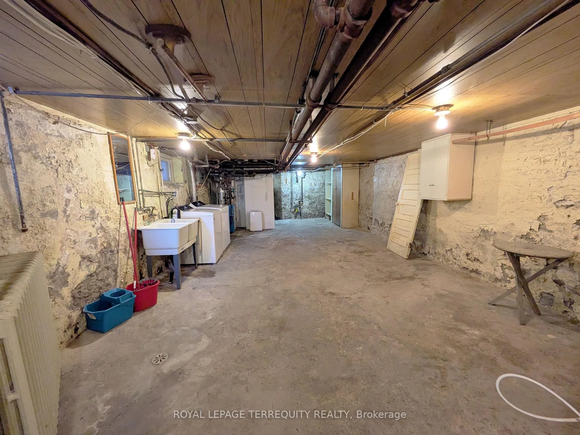 Photo 24 of 831 Shaw Street, Toronto, Dovercourt-Wallace Emerson-Junction — HOMEH