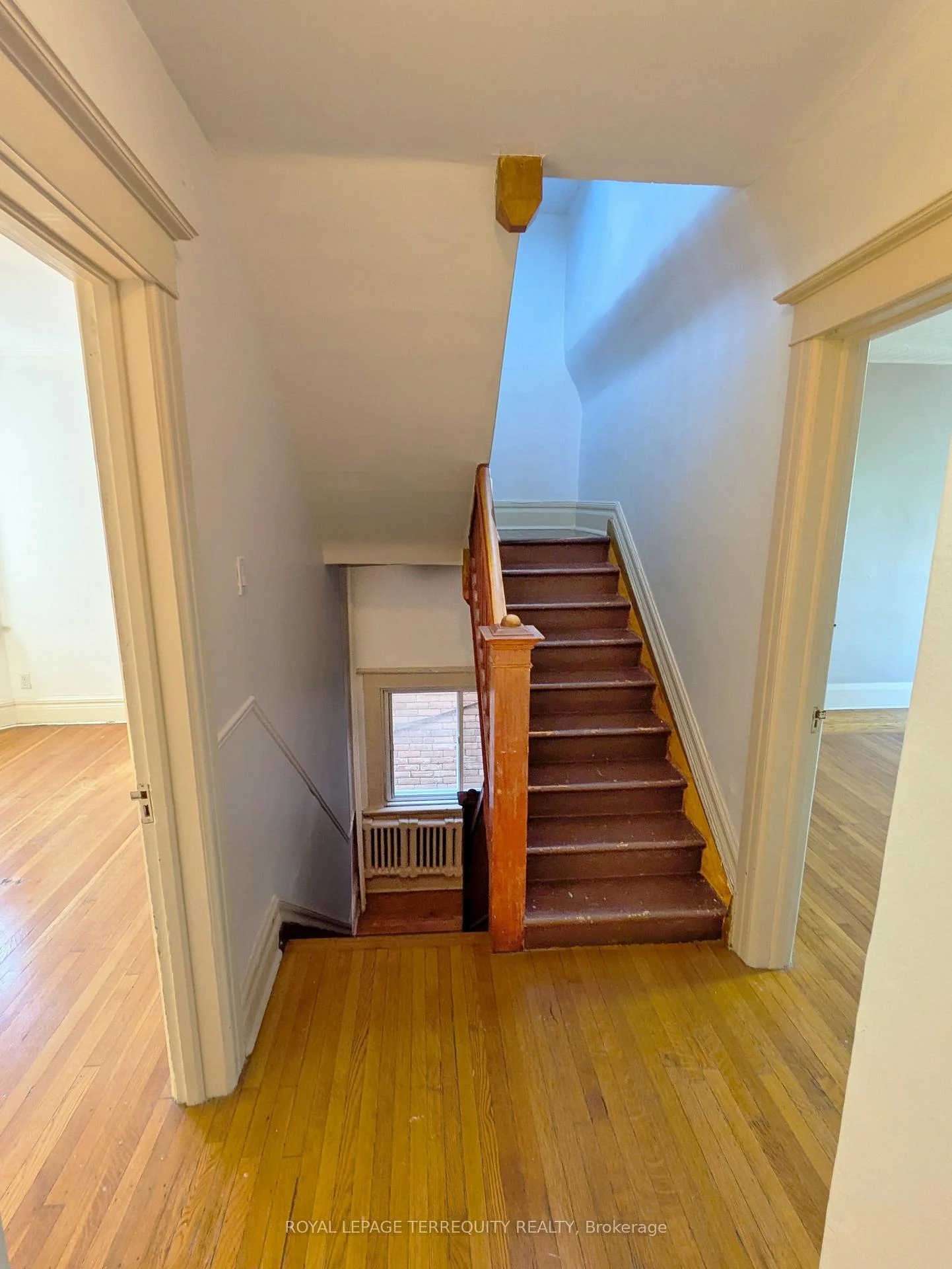 Photo 27 of 831 Shaw Street, Toronto, Dovercourt-Wallace Emerson-Junction — HOMEH