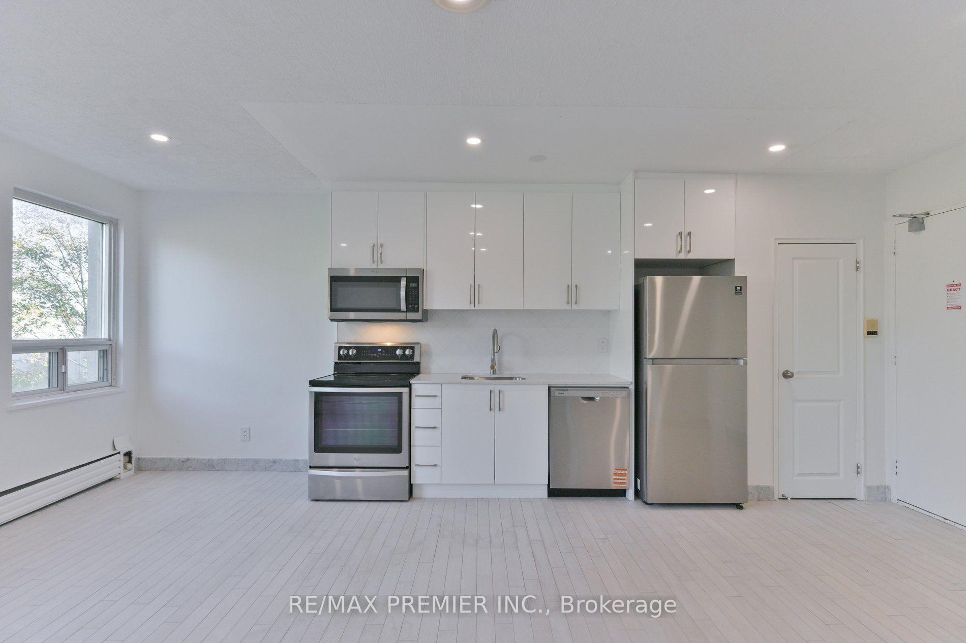 Photo 6 of Unit 202, 10 Ellison Avenue, North York, Clanton Park — HOMEH