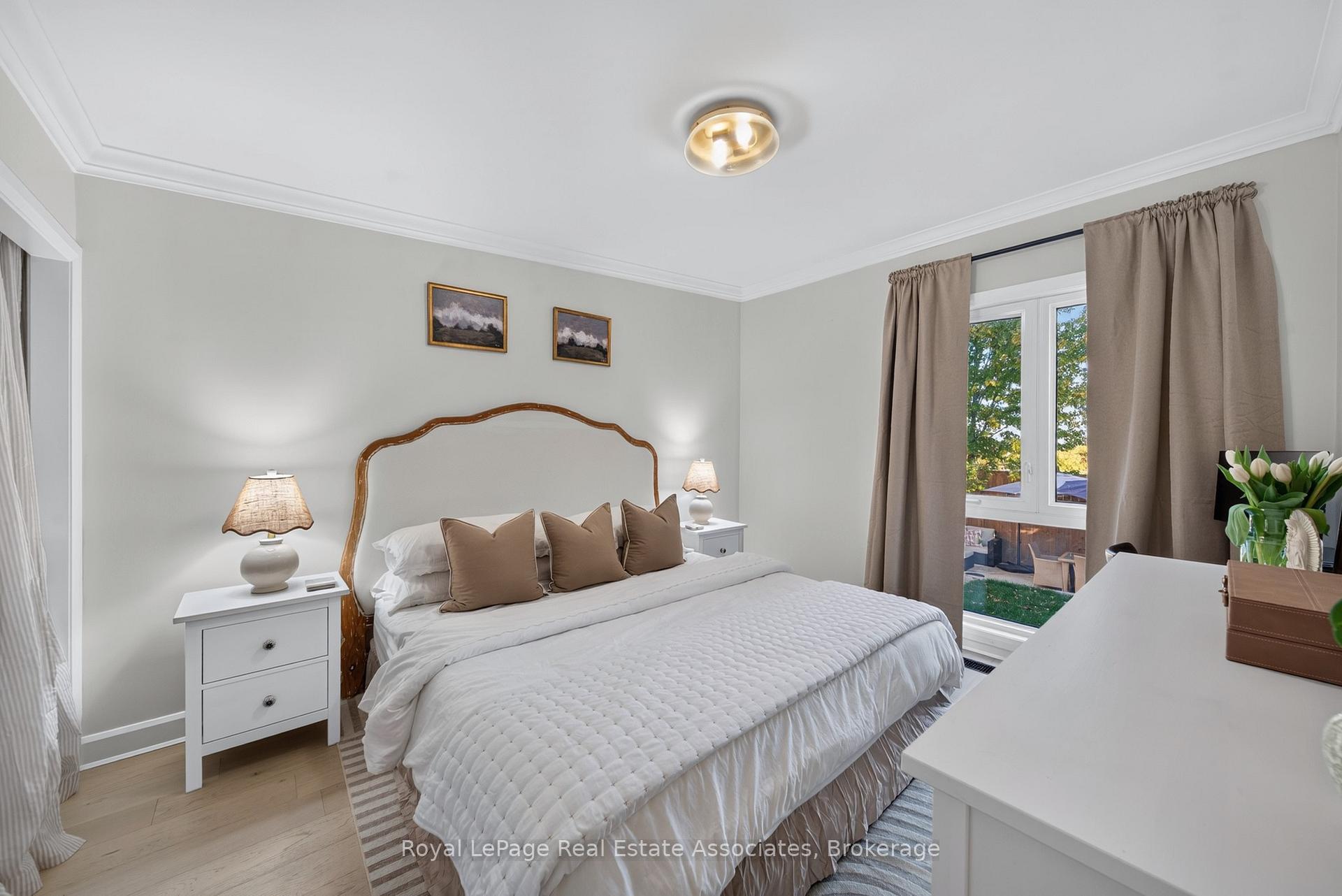 Photo 17 of 2604 Constable Road, Mississauga, Clarkson — HOMEH