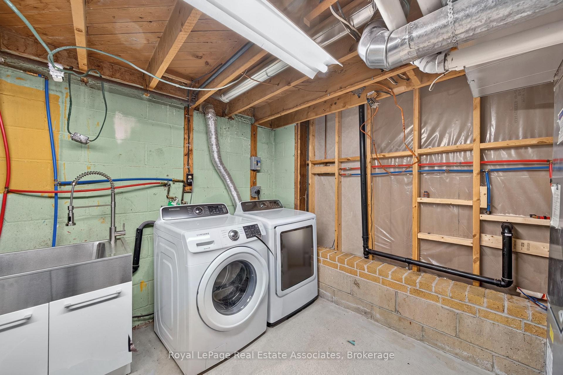 Photo 29 of 2604 Constable Road, Mississauga, Clarkson — HOMEH