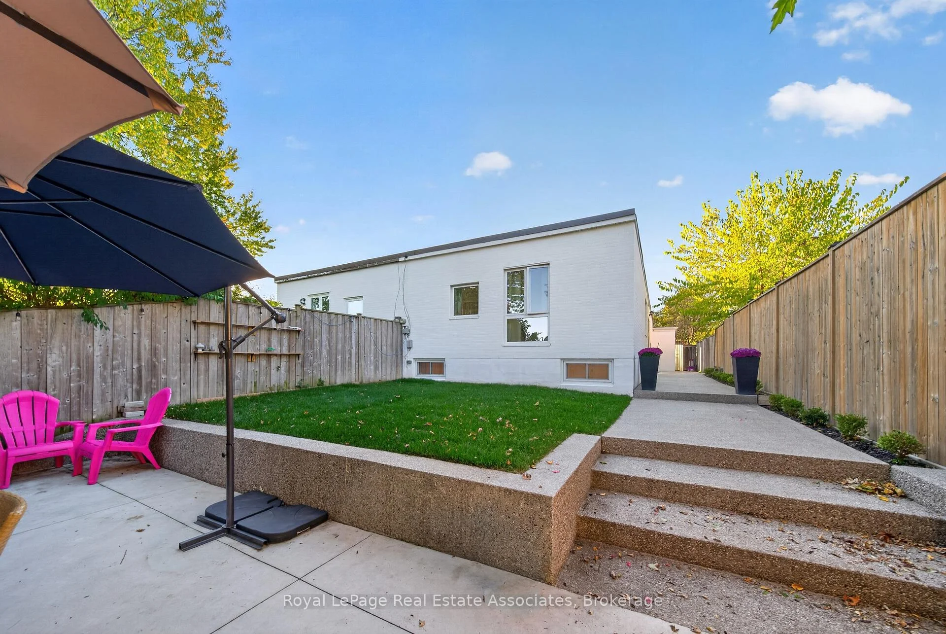 Photo 34 of 2604 Constable Road, Mississauga, Clarkson — HOMEH