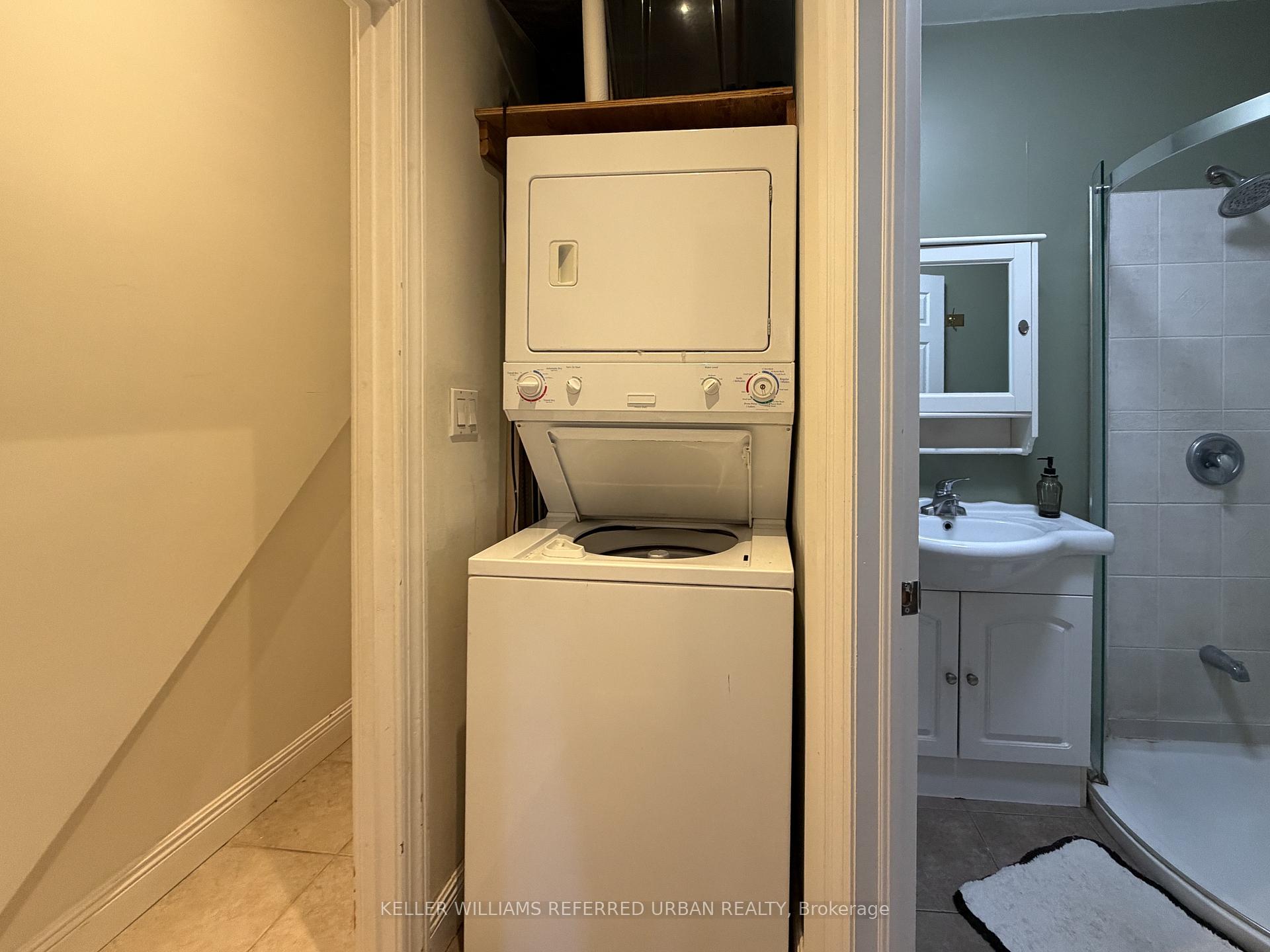Photo 9 of Unit Main, 429 Ossington Avenue, Toronto, Trinity-Bellwoods — HOMEH